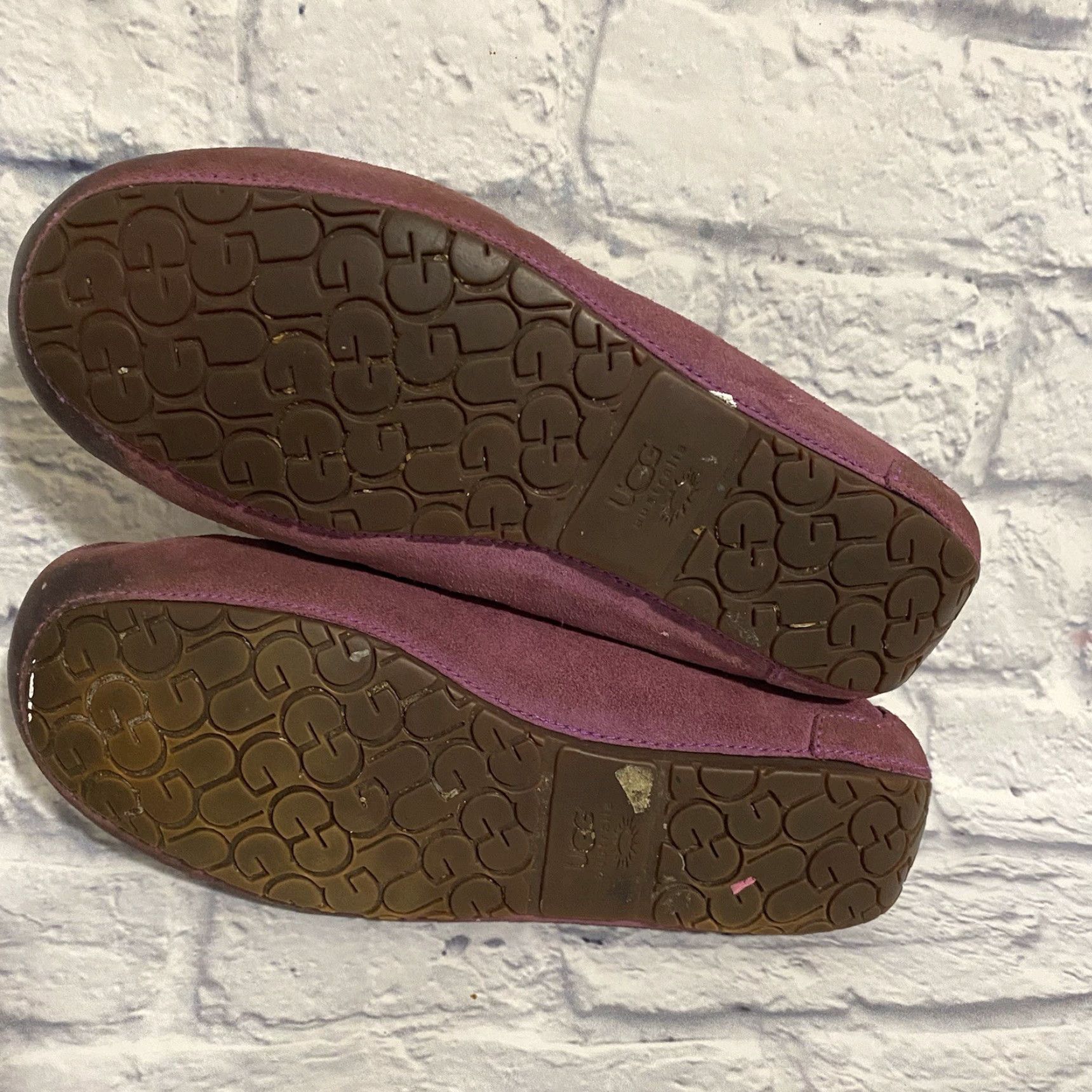 Ugg UGG Women's Dakota Moccasin Indoor Outdoor Slipper Purple Size 6 US 5296 Size ONE SIZE - 6 Thumbnail