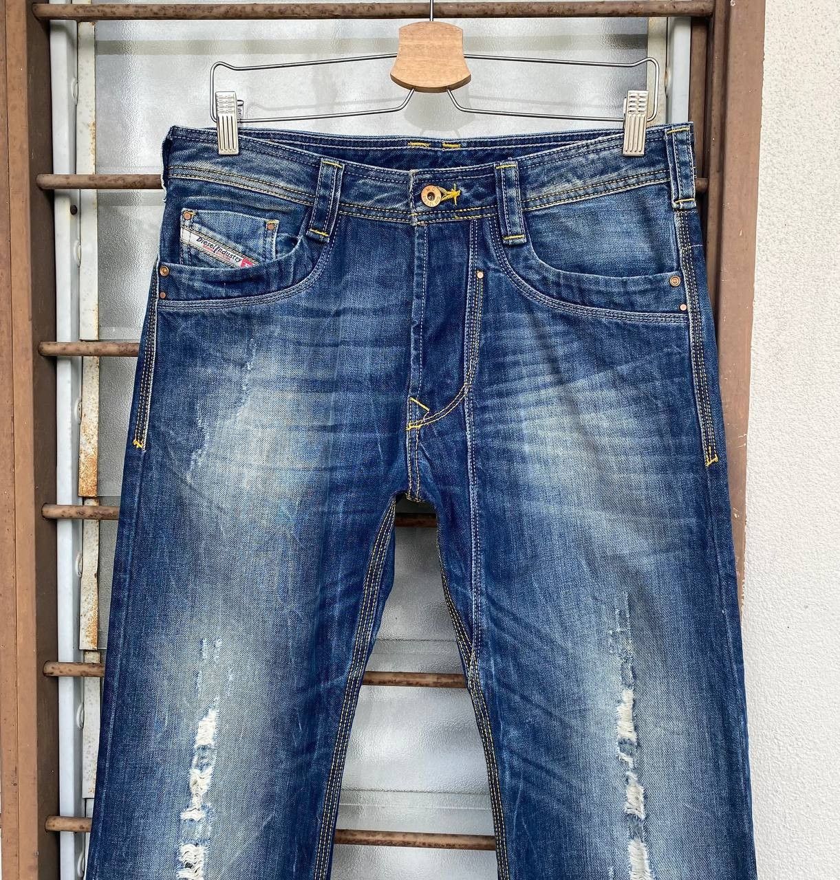 Diesel DIESEL INDUSTRY TIMMEN REGULAR STRAIGHT DISTRESSED BJO7-15 Size US 30 / EU 46 - 7 Thumbnail