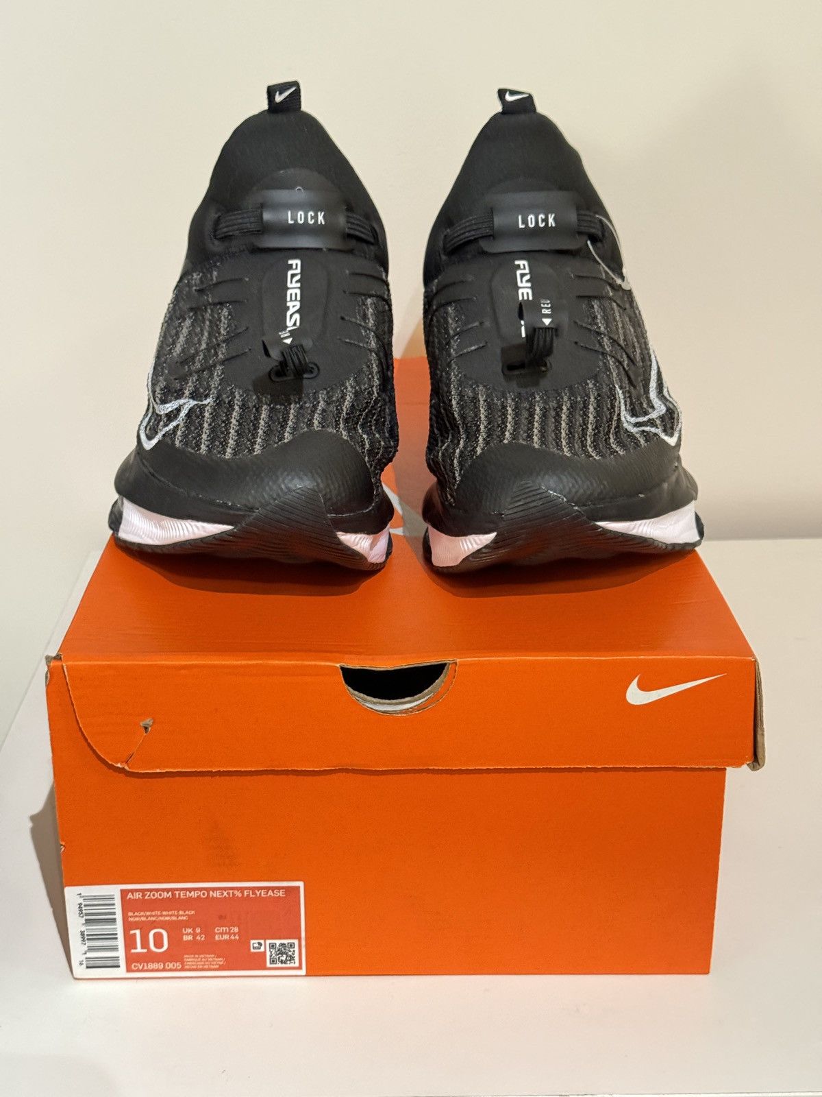 Nike Air Zoom Tempo Next% Flyease Size US 10 / EU 43 - 3 Thumbnail
