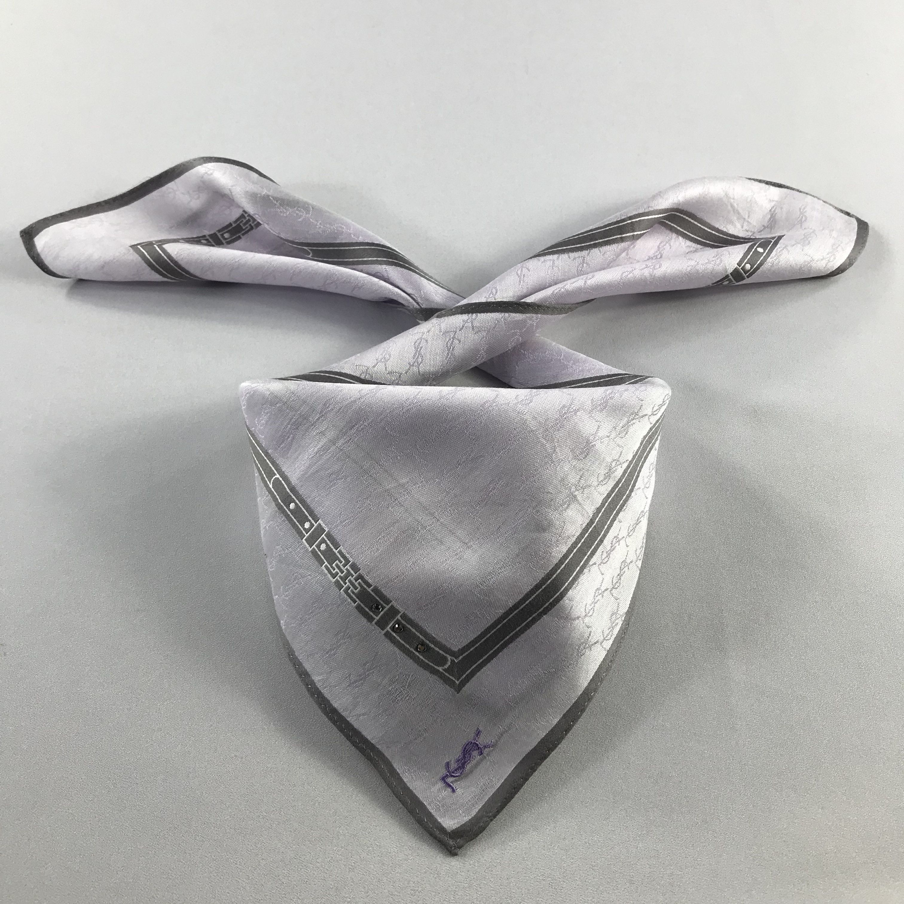 Yves Saint Laurent Yves Saint Laurent Handkerchief / Bandana / Neckerchief C556 Size ONE SIZE - 1 Thumbnail