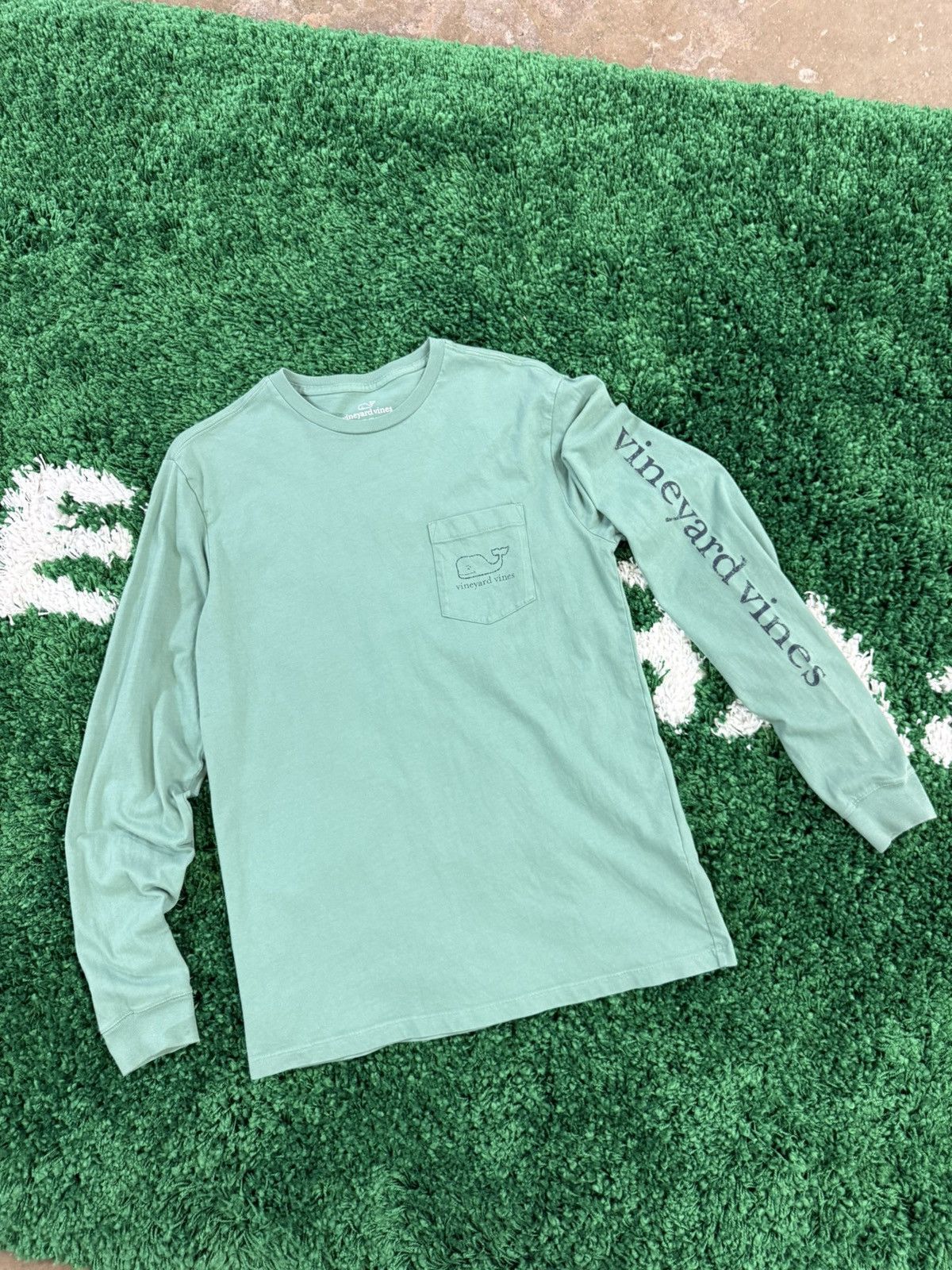 Vineyard Vines Vineyard Vines Green Whale Logo Tee Sz. Small Size US S / EU 44-46 / 1 - 3 Thumbnail