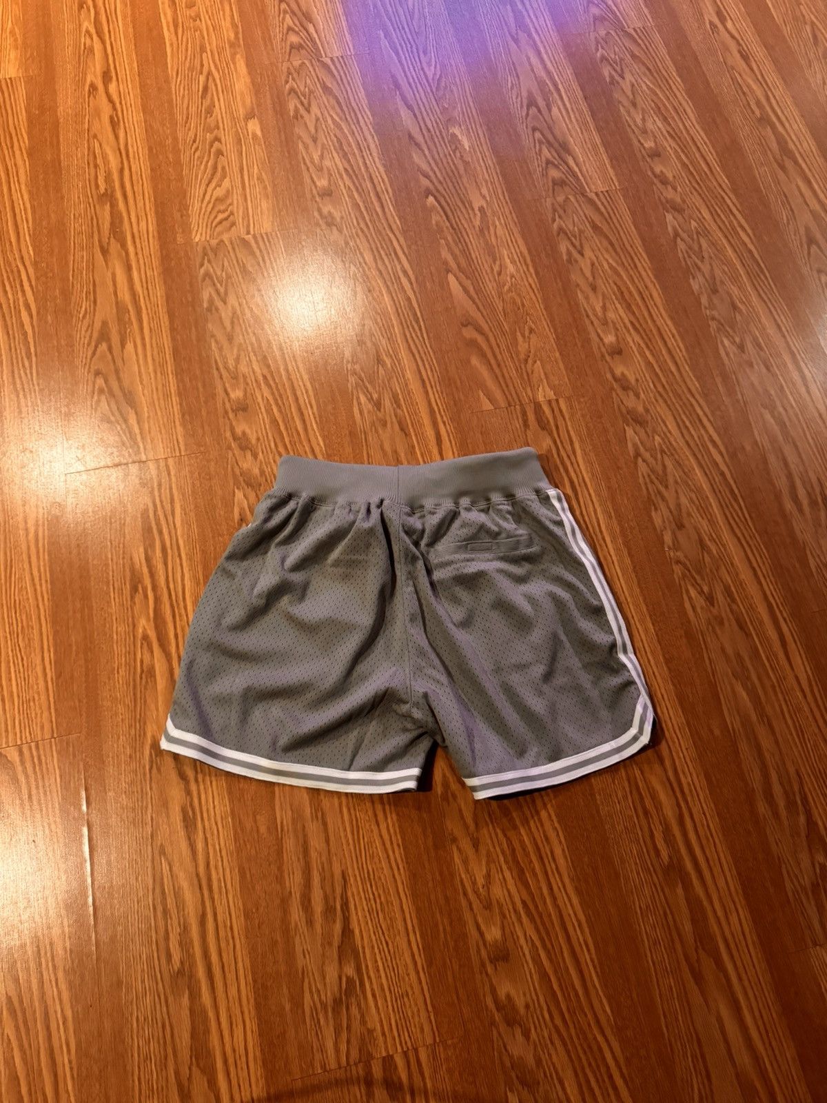 Other Grey basketball shorts Size US 30 / EU 46 - 2 Thumbnail