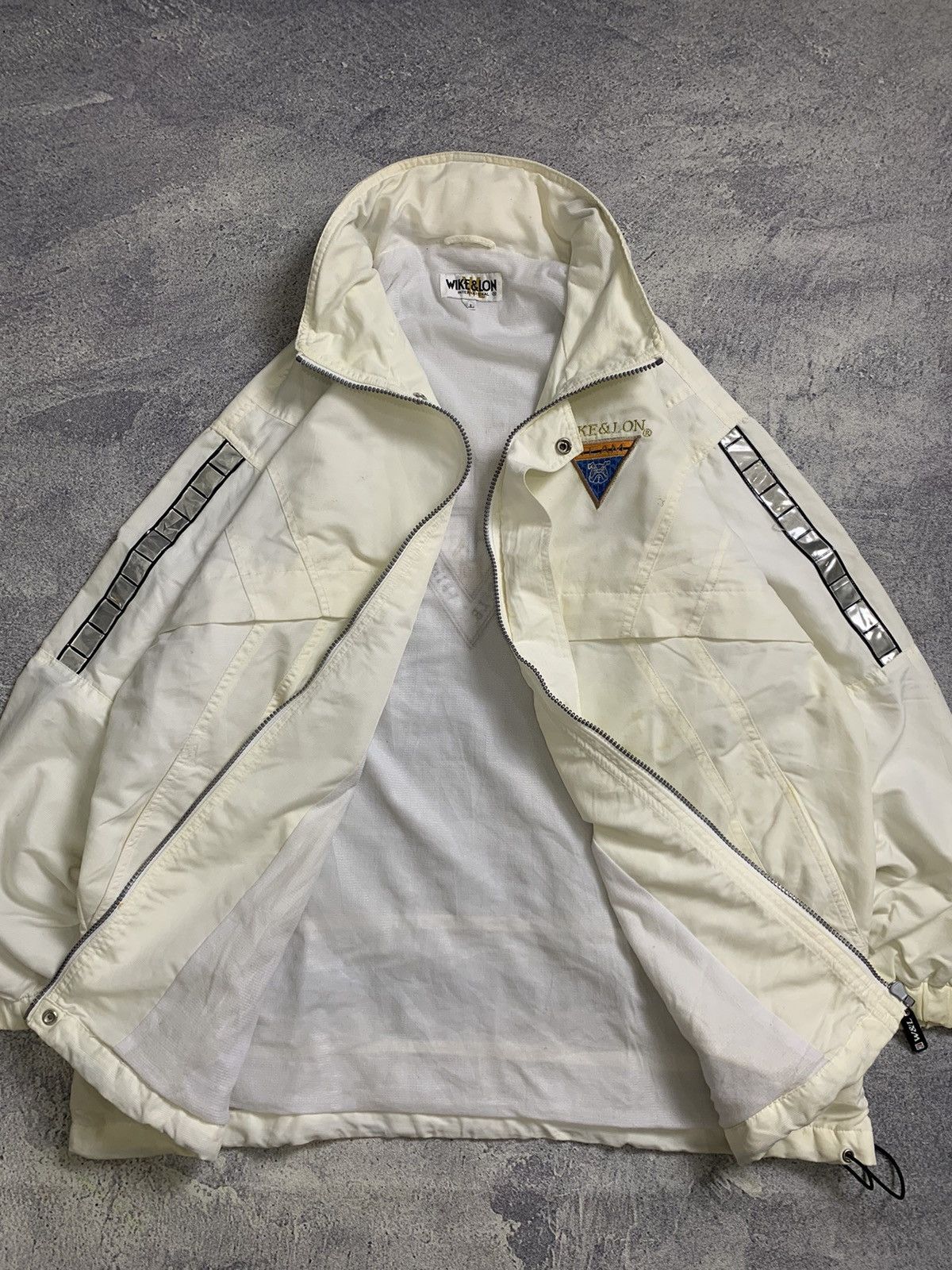 Japanese Brand Vintage Reflektif 'Wike&Lon' Windbreaker Jacket Size US L / EU 52-54 / 3 - 2 Thumbnail