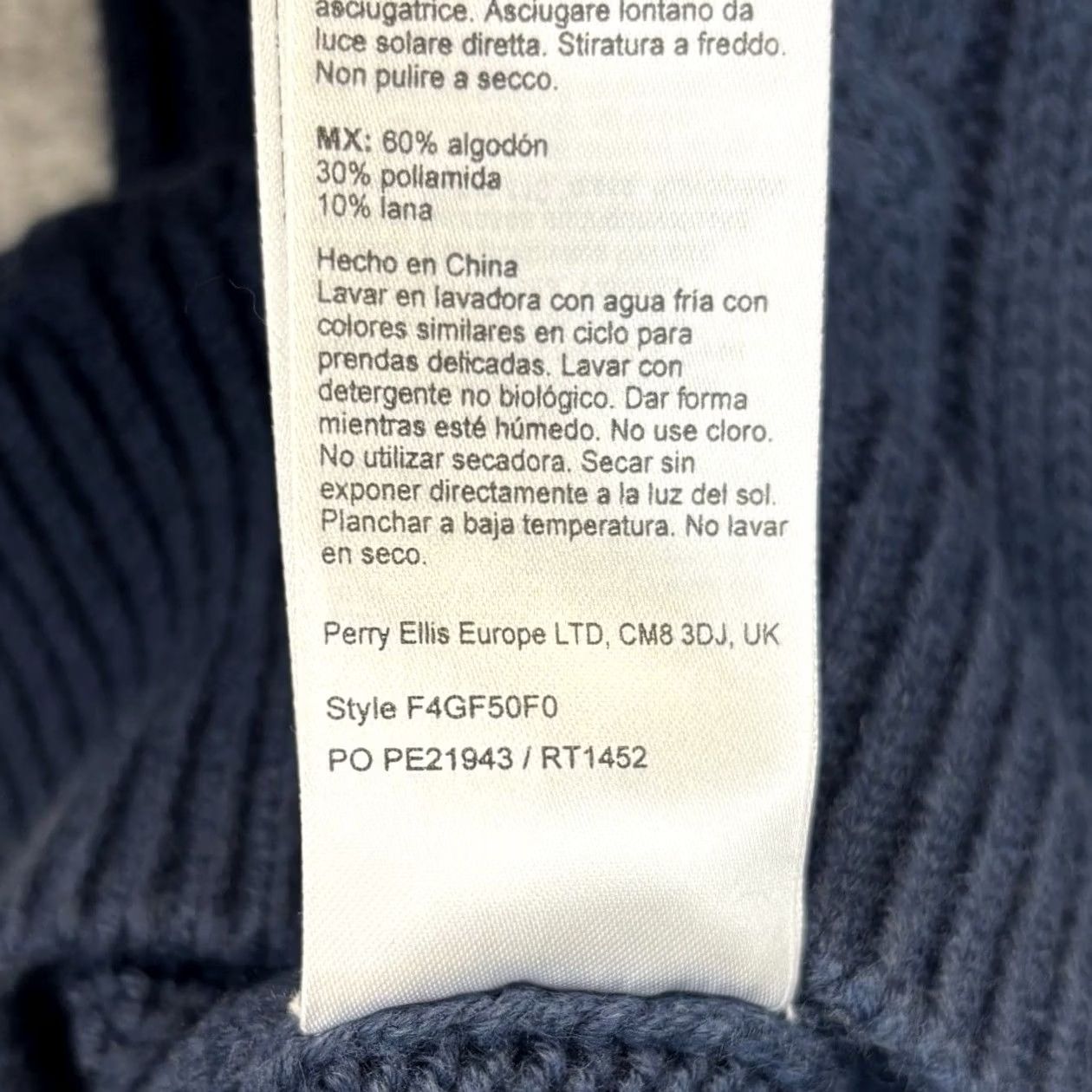 Farah Farah Jumper Cable Knit Navy Medium Mens Crew Neck Long Sleeve Pullover, Regular Fit, Used in Very Good Condition Size US M / EU 48-50 / 2 - 6 Thumbnail