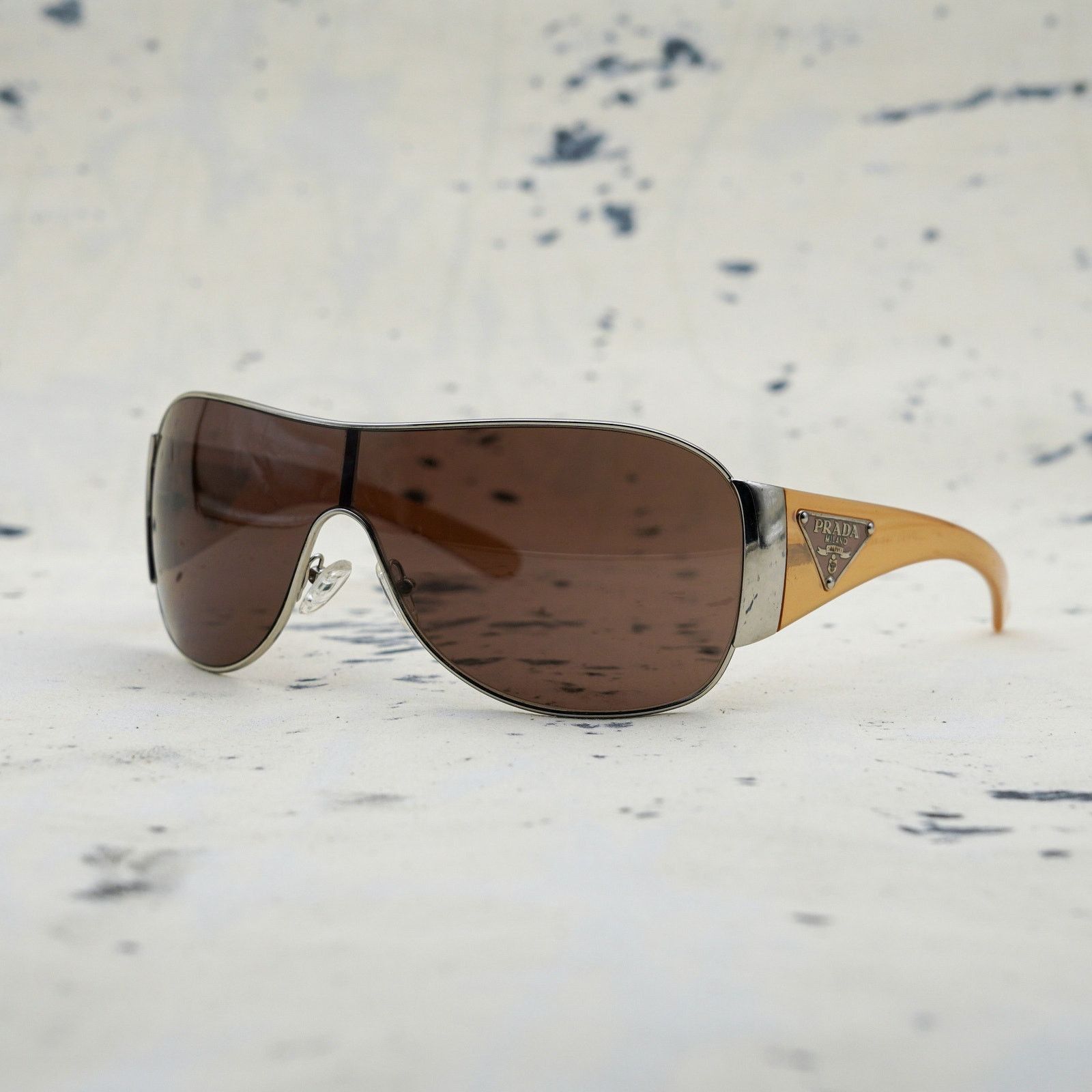Vintage prada spr 57l beige shield triangle logo sunglasses