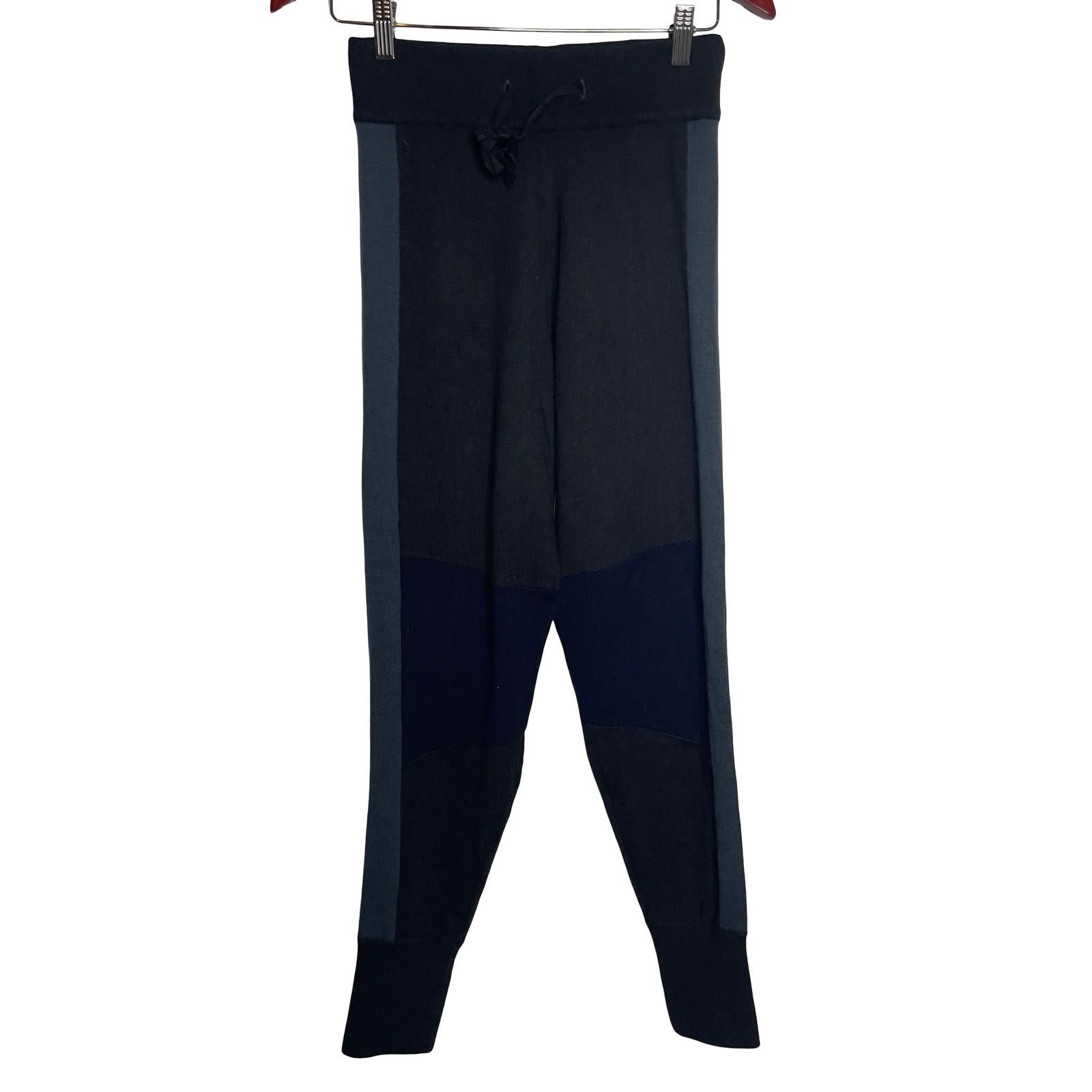 Maison Margiela MM6 Maison Margiela Color-block 100% Wool knit Sweat Pants Size 27" / US 4 / IT 40 - 1 Thumbnail