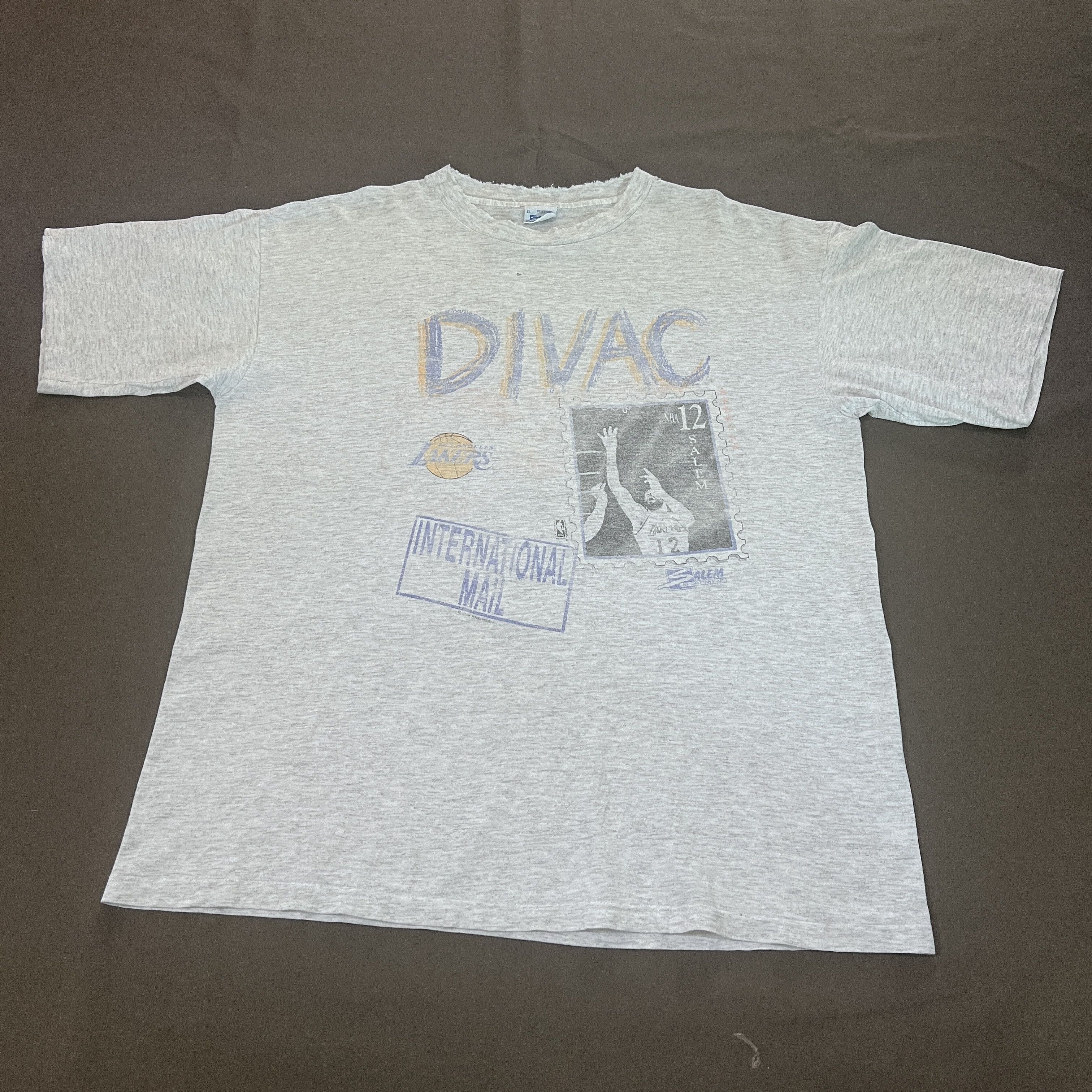 NBA Vintage 90s Divac LA Lakers Distressed Faded Thrashed Tee Size US XL / EU 56 / 4 - 2 Thumbnail