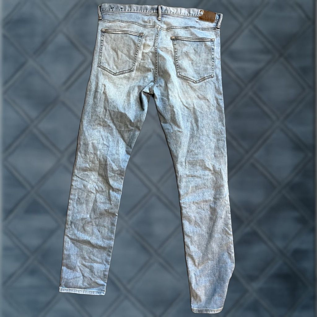 Gap Gap Jeans Mens 34X32 Blue Skinny Denim Pants Mid Rise Light Wash 5-Pocket Design Slim Modern Casual Mens Size US 34 / EU 50 - 1 Thumbnail