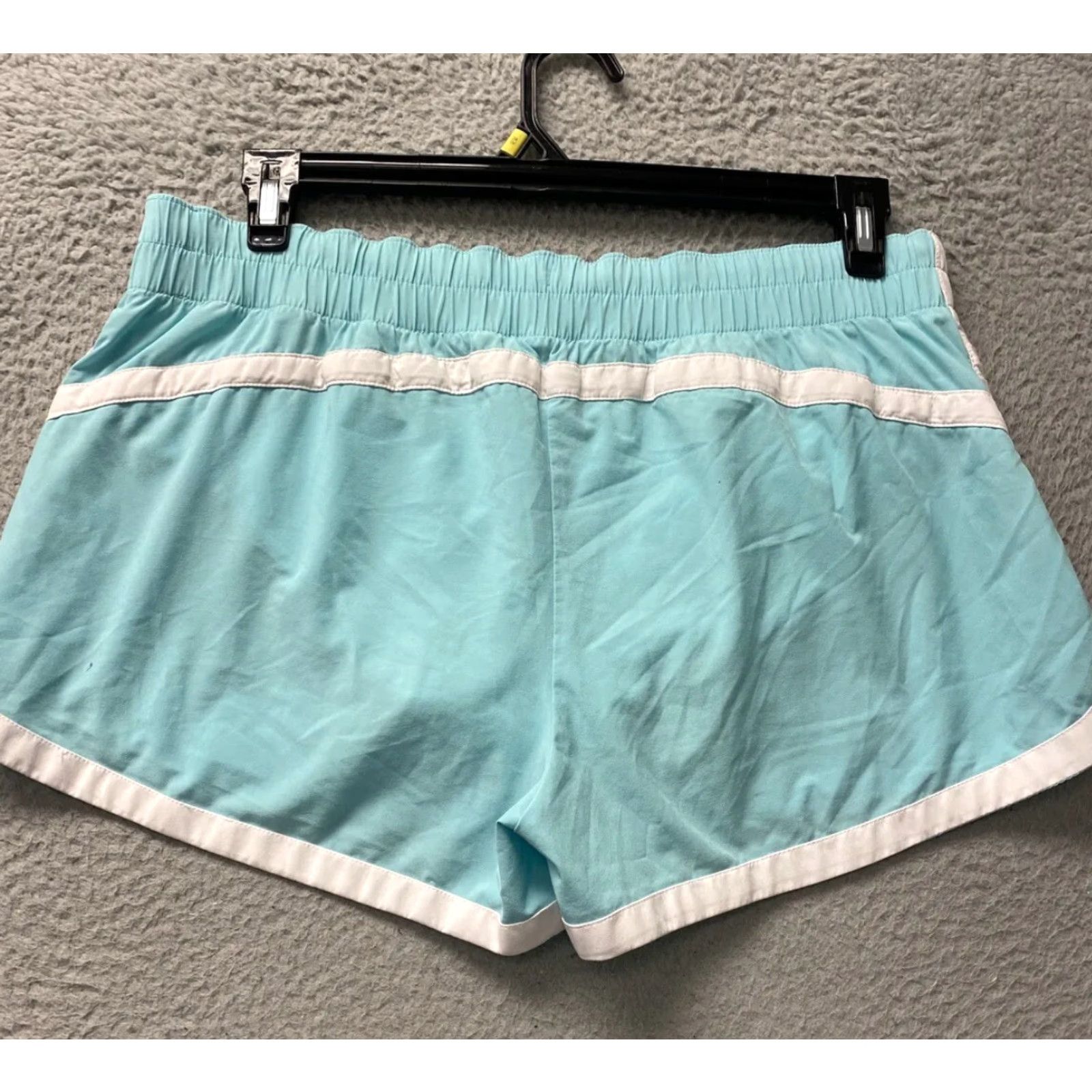 Gap Gap Women Athletic Shorts L mint green / 107-39 Size 36" / US 14 / IT 50 - 7 Thumbnail
