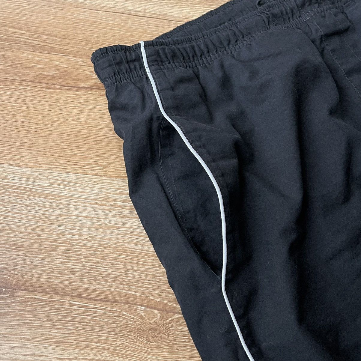 Nike Nike Vintage 90s Y2K Spell Out Drill Parachute Track Pants L Size US 36 / EU 52 - 6 Thumbnail