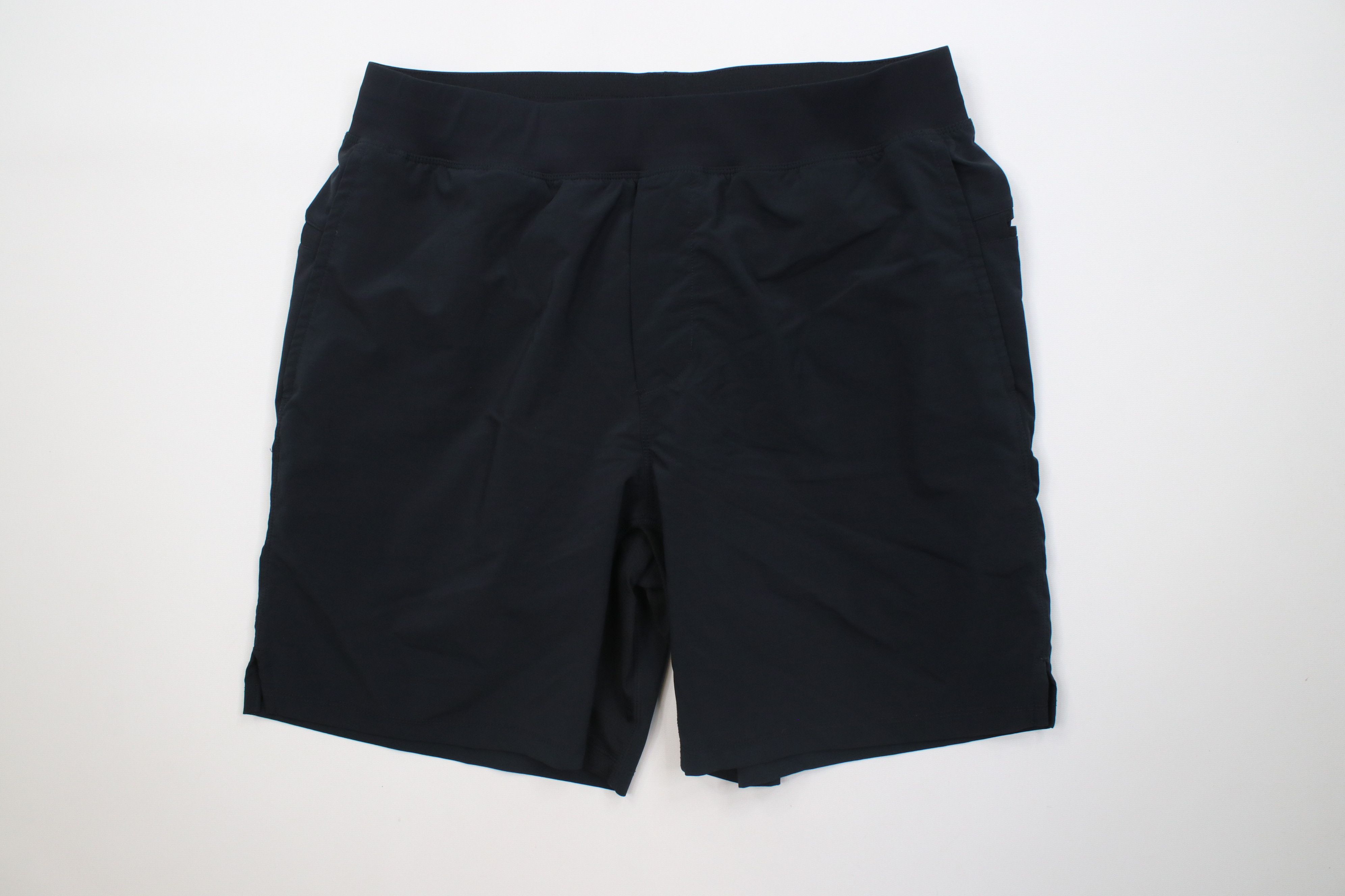 Fabletics Fabletics Compression Lined Above Knee Gym Shorts Black Size US 32 / EU 48 - 1 Thumbnail