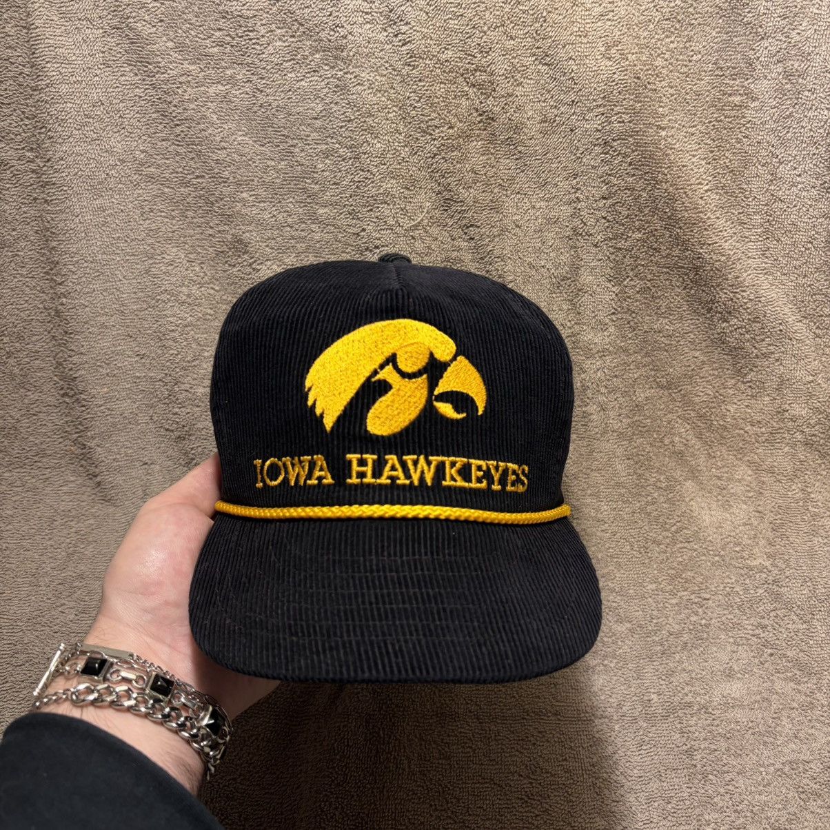 Vintage Vintage 80s Iowa Hawkeyes Corduroy Hat Leather Strap Logo Size ONE SIZE - 2 Thumbnail
