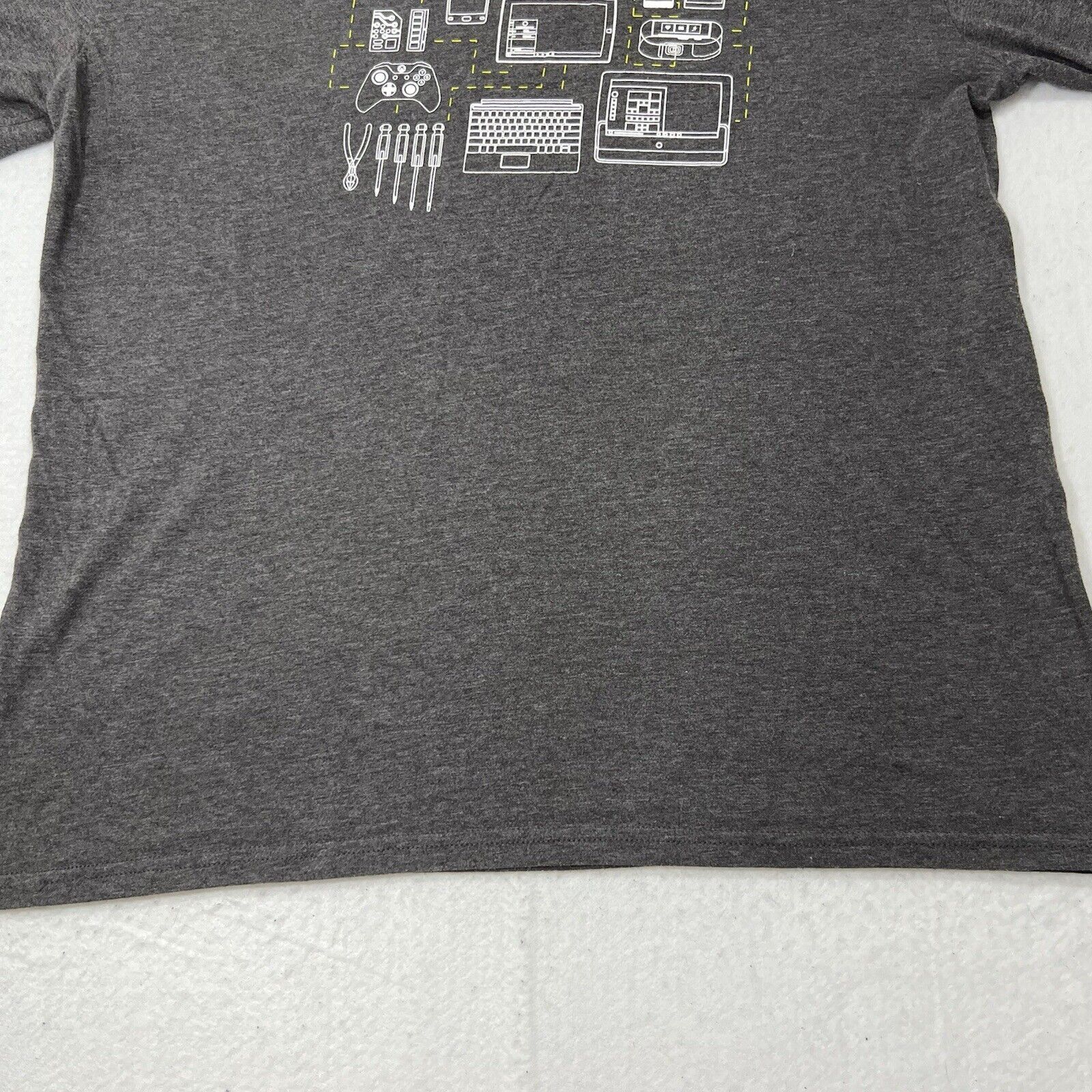 Other Microsoft Corporation Intern Short Sleeve Graphic T Shirt Size US L / EU 52-54 / 3 - 12 Thumbnail