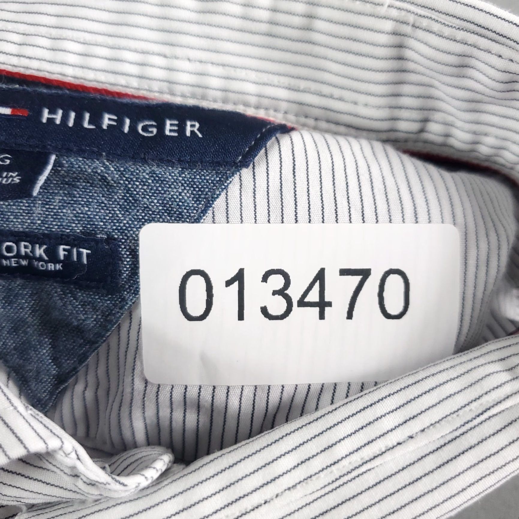 Tommy Hilfiger VINTAGE Tommy Hilfiger Men's Button Up Shirt Long Sleeve Collared Cotton Striped White Large Size US L / EU 52-54 / 3 - 7 Thumbnail
