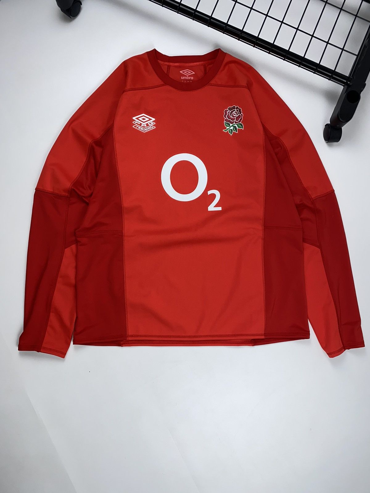 Umbro 🚨 Umbro Rugby O2 long sleeve red man Size US XXL / EU 58 / 5 - 1 Thumbnail