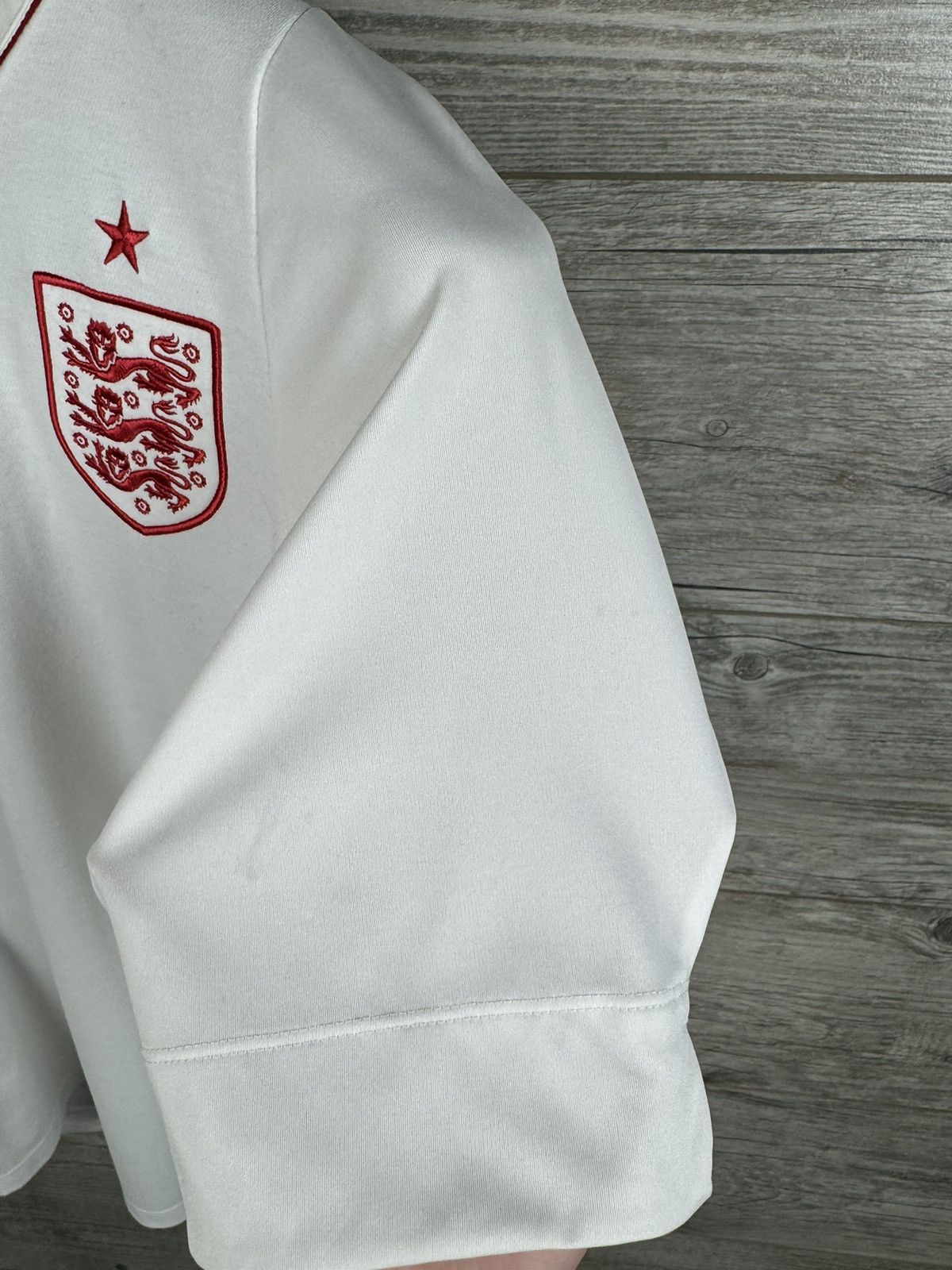 Umbro × Vintage POLAND-UKRAINE UMBRO England Football EURO 2012 SIZE S Size US S / EU 44-46 / 1 - 13 Thumbnail