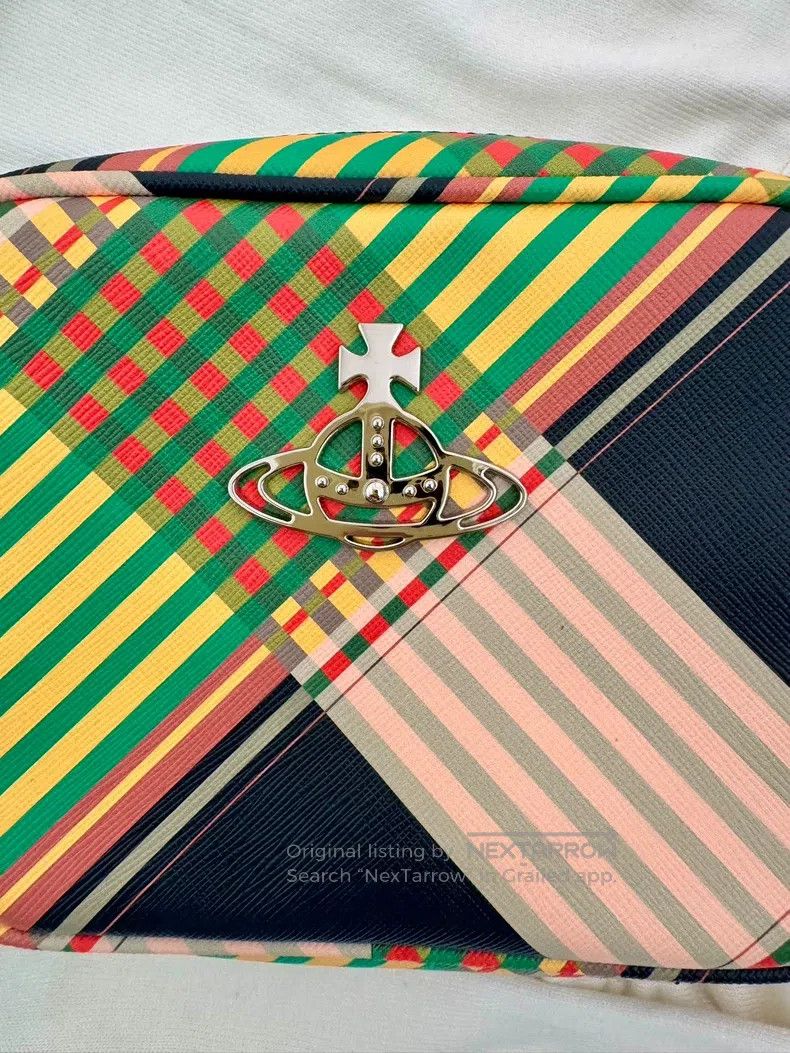 Other Vivienne Westwood size os Ladies Color-Blocked Plaid Crossb Size ONE SIZE - 3 Thumbnail