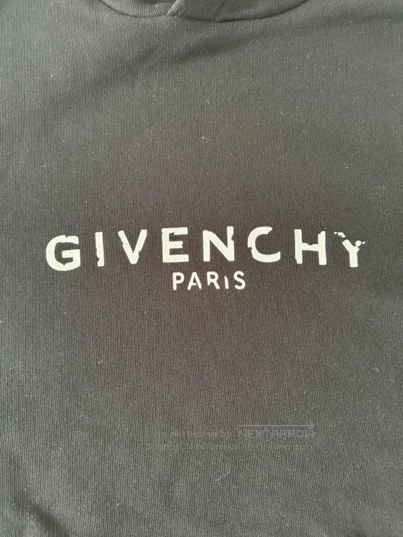 Givenchy Givenchy Classic Logo Hoodie . Size US S / EU 44-46 / 1 - 6 Thumbnail