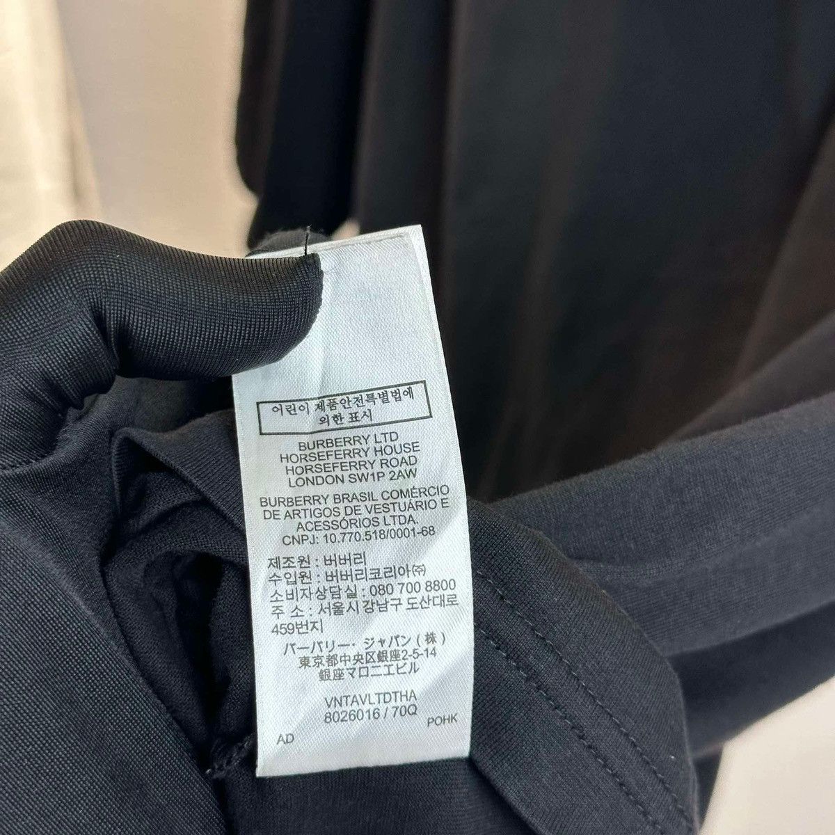 Burberry BURBERRY LONDON ENGLAND LOGO T SHIRT Size US L / EU 52-54 / 3 - 8 Thumbnail