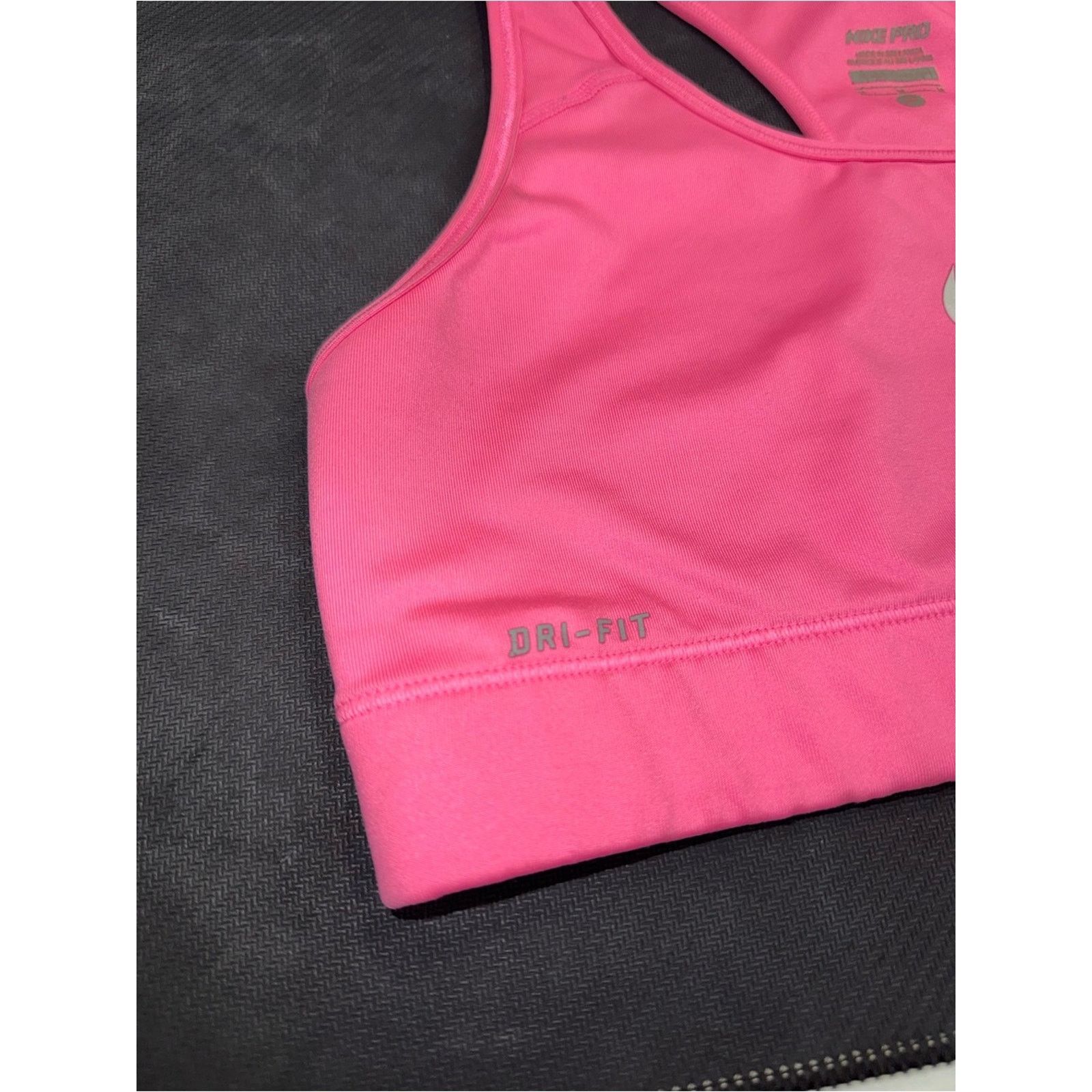 Nike Nike Pro Dri-FIT Hot Pink Sports Bra Size M / US 6-8 / IT 42-44 - 4 Thumbnail