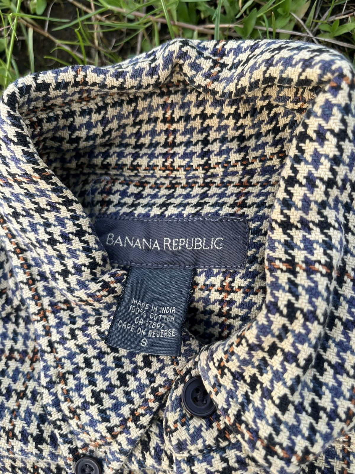 Banana Republic Vintage 90's Banana Republic Thick Button Up Shirt Size US S / EU 44-46 / 1 - 3 Thumbnail