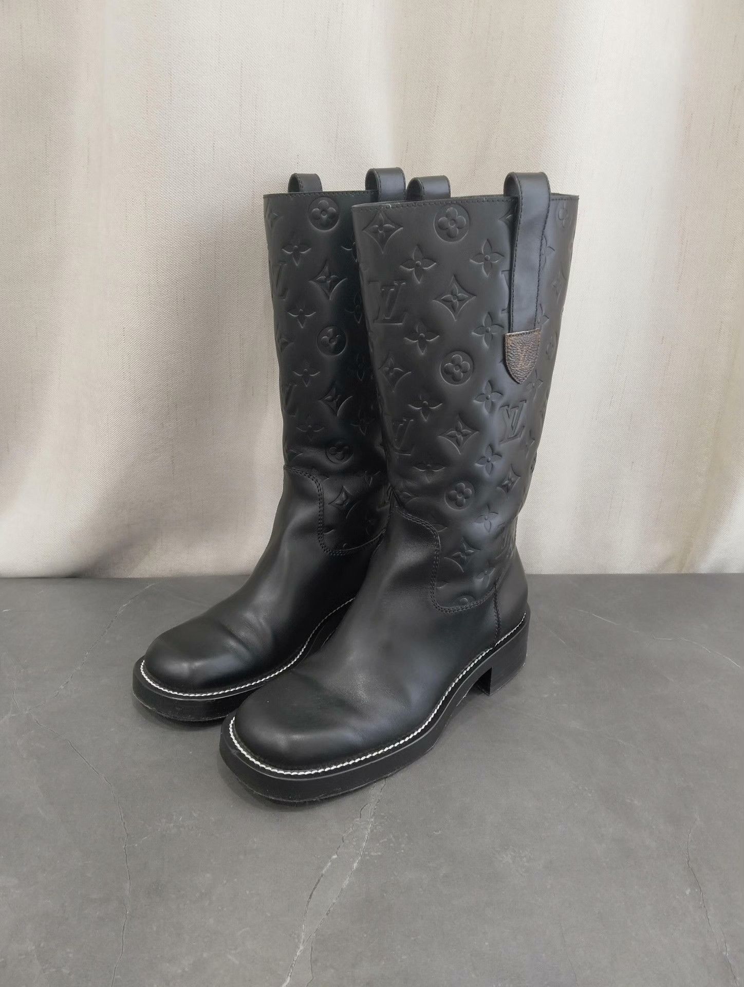 Louis Vuitton Louis Vuitton Boots 26 Women Size US 8 / IT 38 - 1 Thumbnail