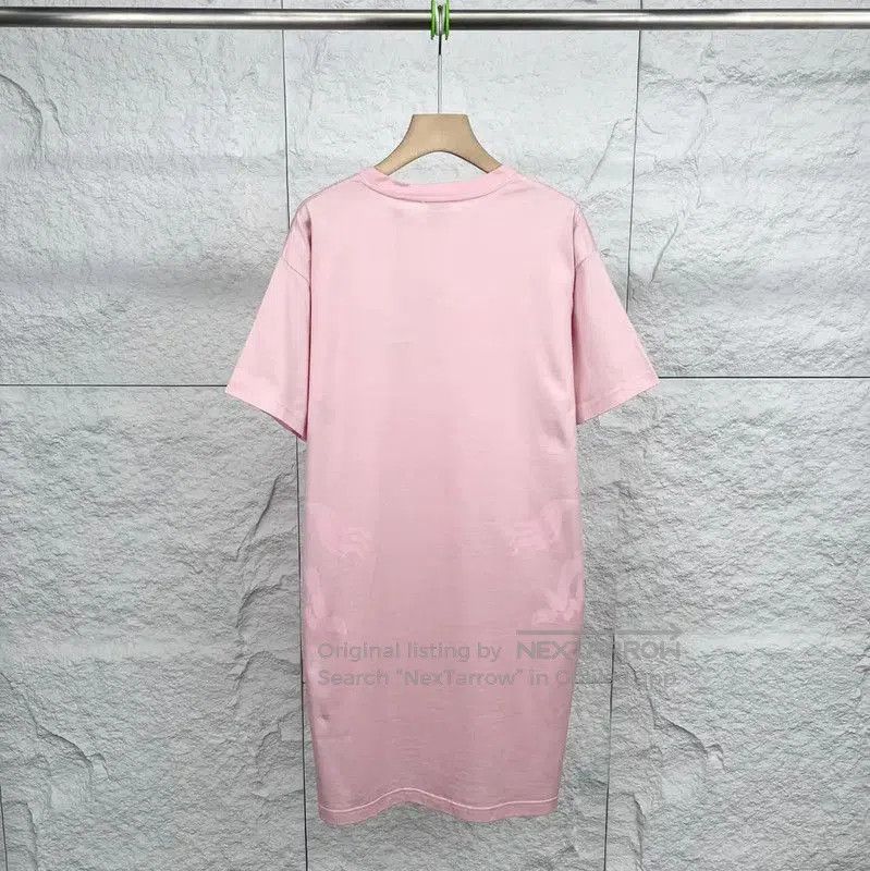Burberry Burberry Pink Cotton T-Shirt for Women. Size M / US 6-8 / IT 42-44 - 2 Thumbnail