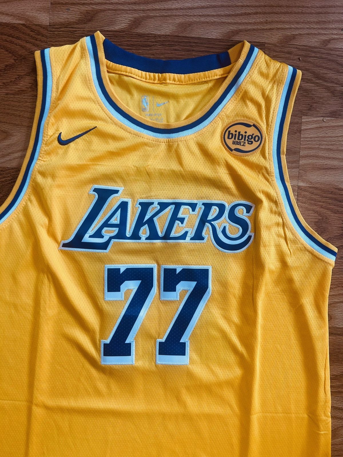 Nike New Los Angeles Lakers Luka Doncic Icon Edition Jersey Size US XL / EU 56 / 4 - 2 Thumbnail