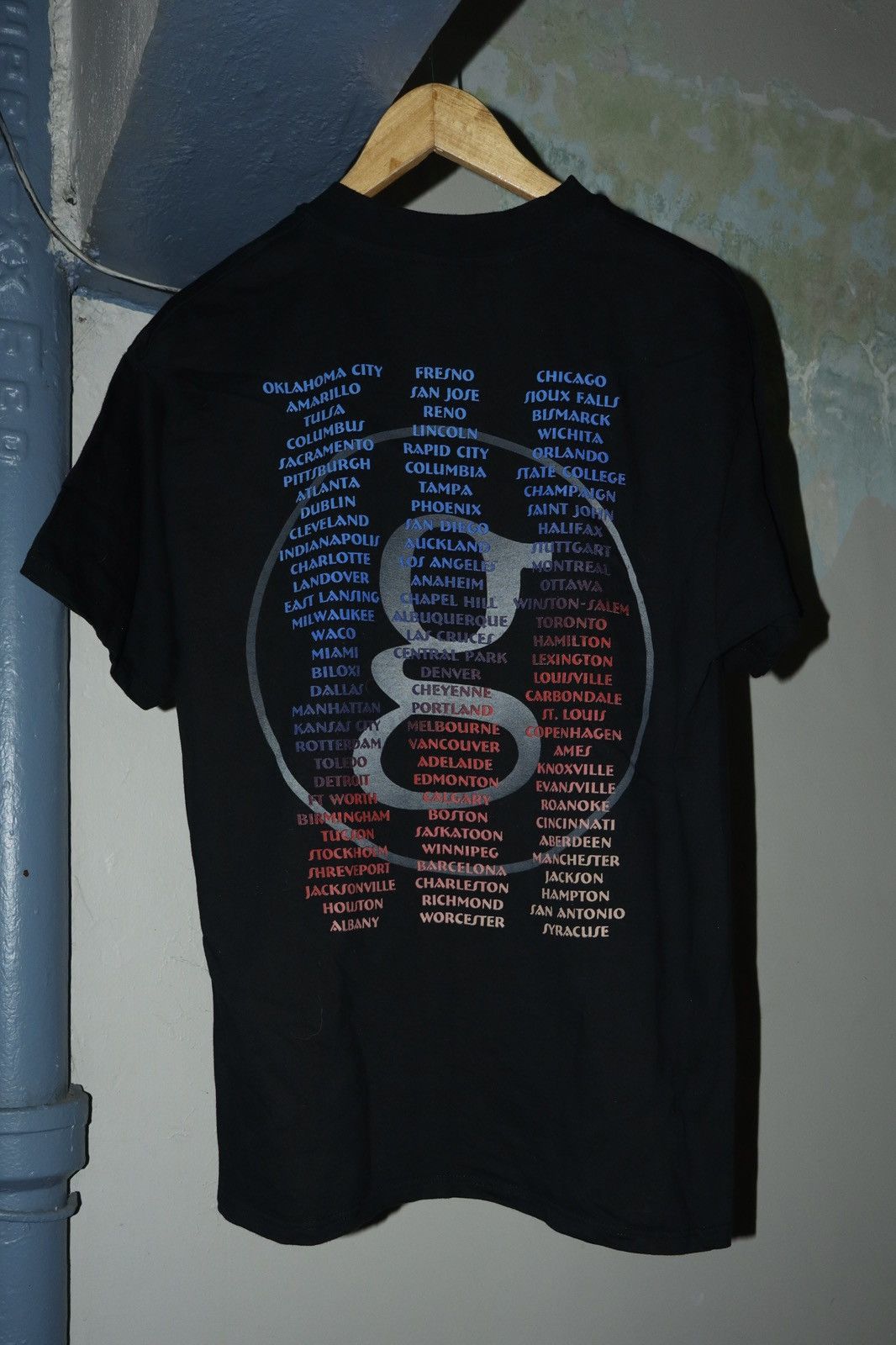 Band Tees Vintage 90’s Garth Brooks Fresh Horses Tour T-Shirt Size US L / EU 52-54 / 3 - 2 Thumbnail