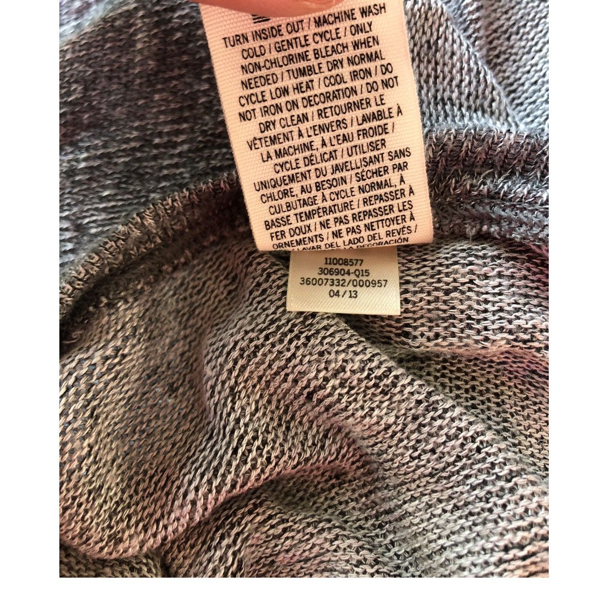 Victoria's Secret VS PINK Skull Sequin Lightweight Sweater w/ TATTERED ELBOWS Size XS / US 0-2 / IT 36-38 - 7 Thumbnail