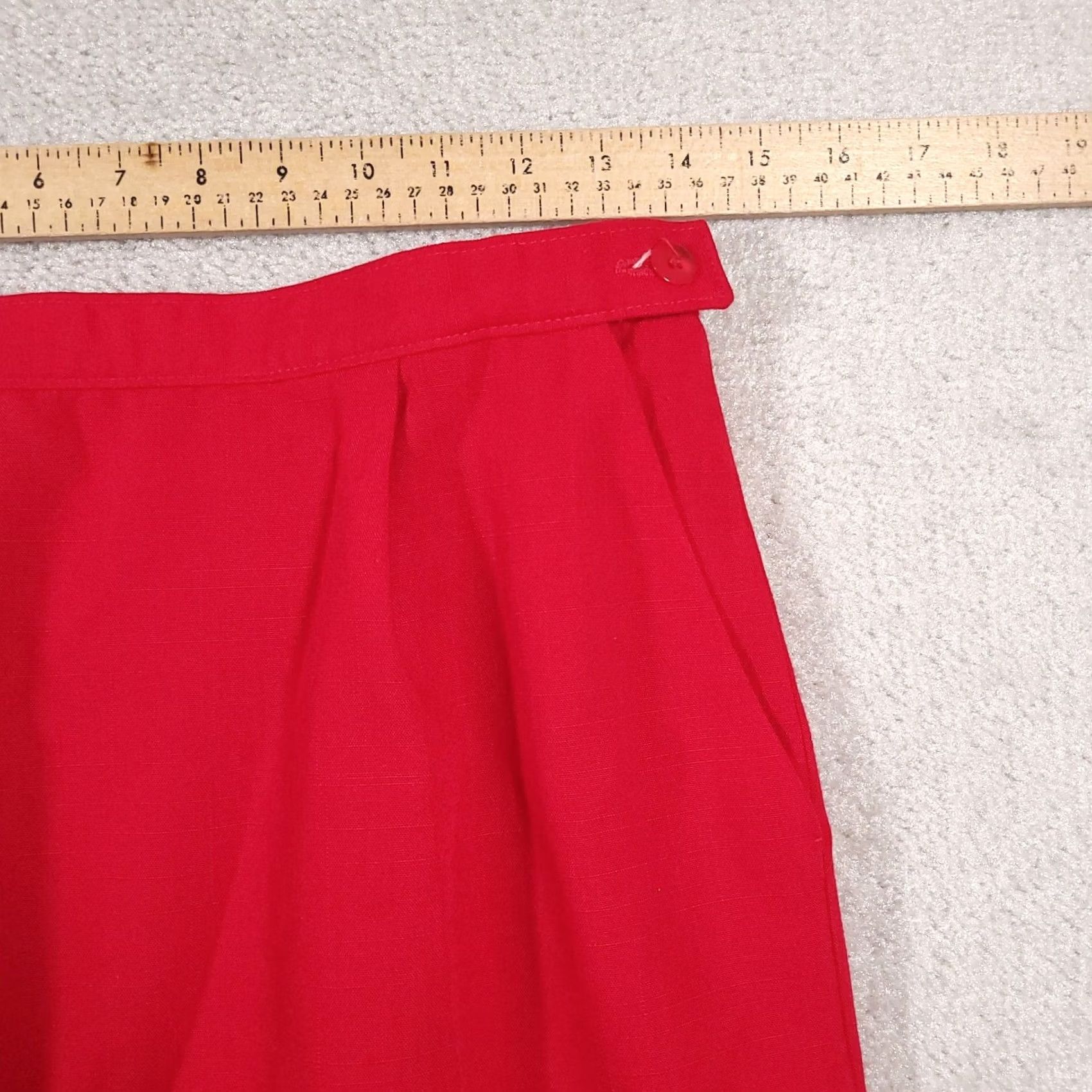 Pendleton VINTAGE Pendleton Sophisticates Midi Skirt Red Pockets Side Zip Womens 10 Lined USA, Pencil, KS? Size 32" / US 10 / IT 46 - 5 Thumbnail