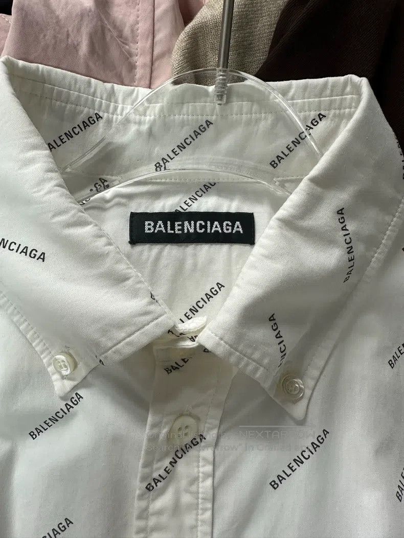 Balenciaga Balenciaga size 37 Printed Shirt, White Print Size US M / EU 48-50 / 2 - 3 Thumbnail