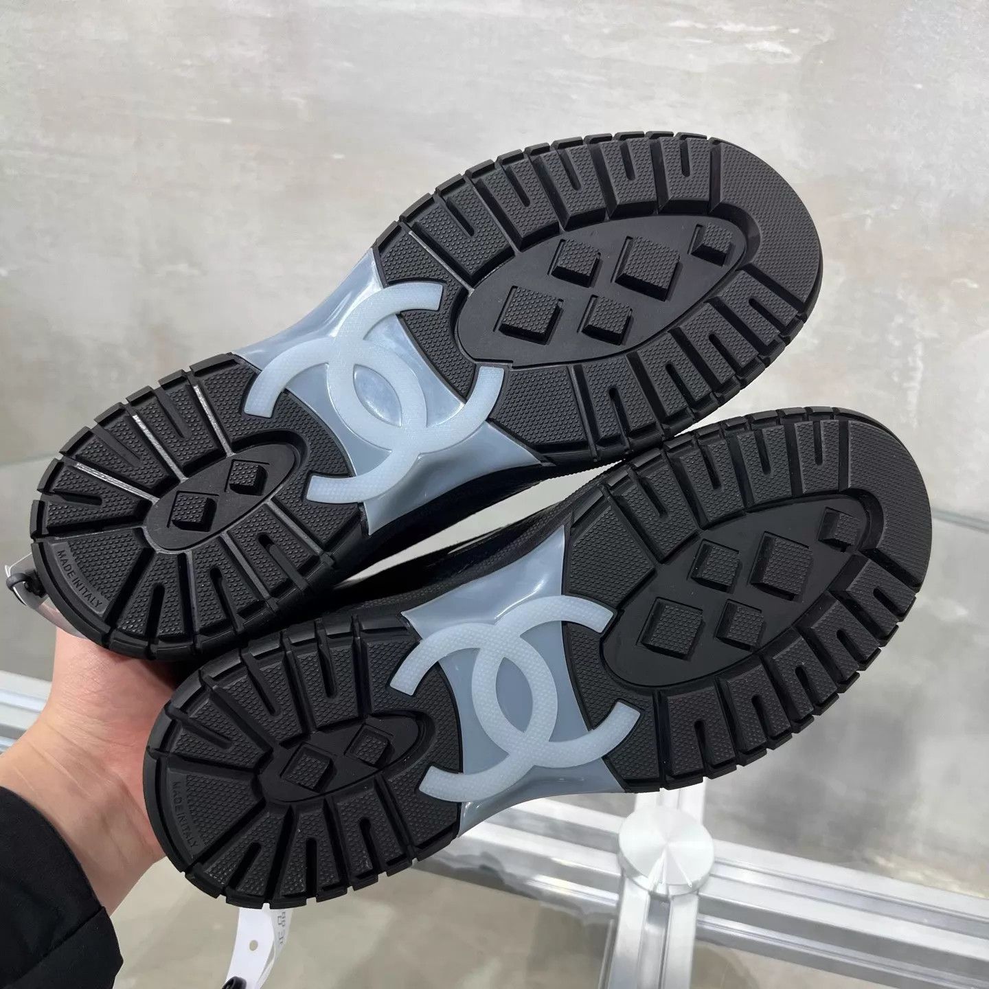 Chanel Chanel Black and White Panda Platform Sneakers Women's 37 Size US 6.5 / IT 36.5 - 7 Thumbnail