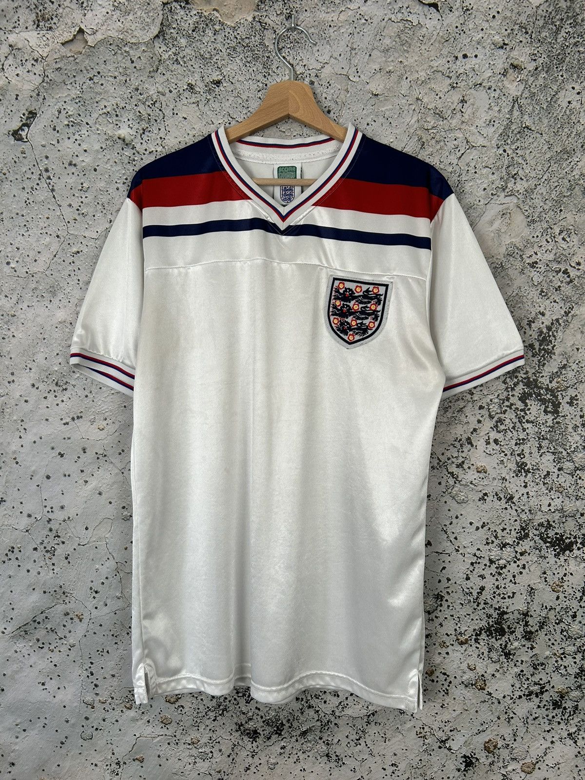 Vintage England Soccer Draw Jersey Football Retro Hype 90s Y2K Size US L / EU 52-54 / 3 - 1 Thumbnail
