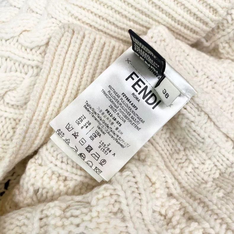 Fendi Fendi size 38 Coarsely twisted knitted high-necked long-s Size US XXS / EU 40 - 6 Thumbnail