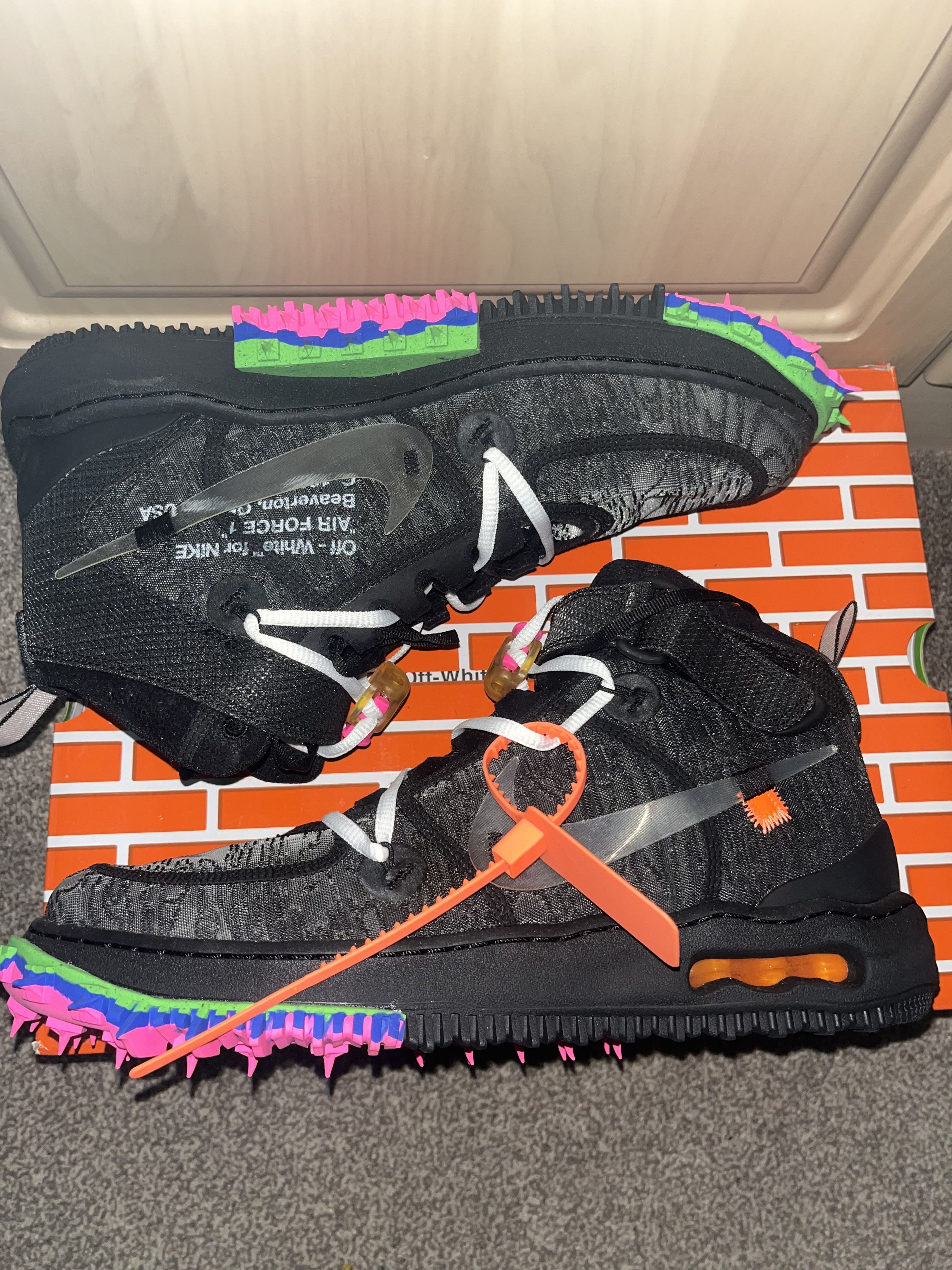 Nike × Off-White Nike x Off-White Air Force 1 Mid Black DO6290-001 NEW UNWORN Size US 12 / EU 45 - 3 Thumbnail