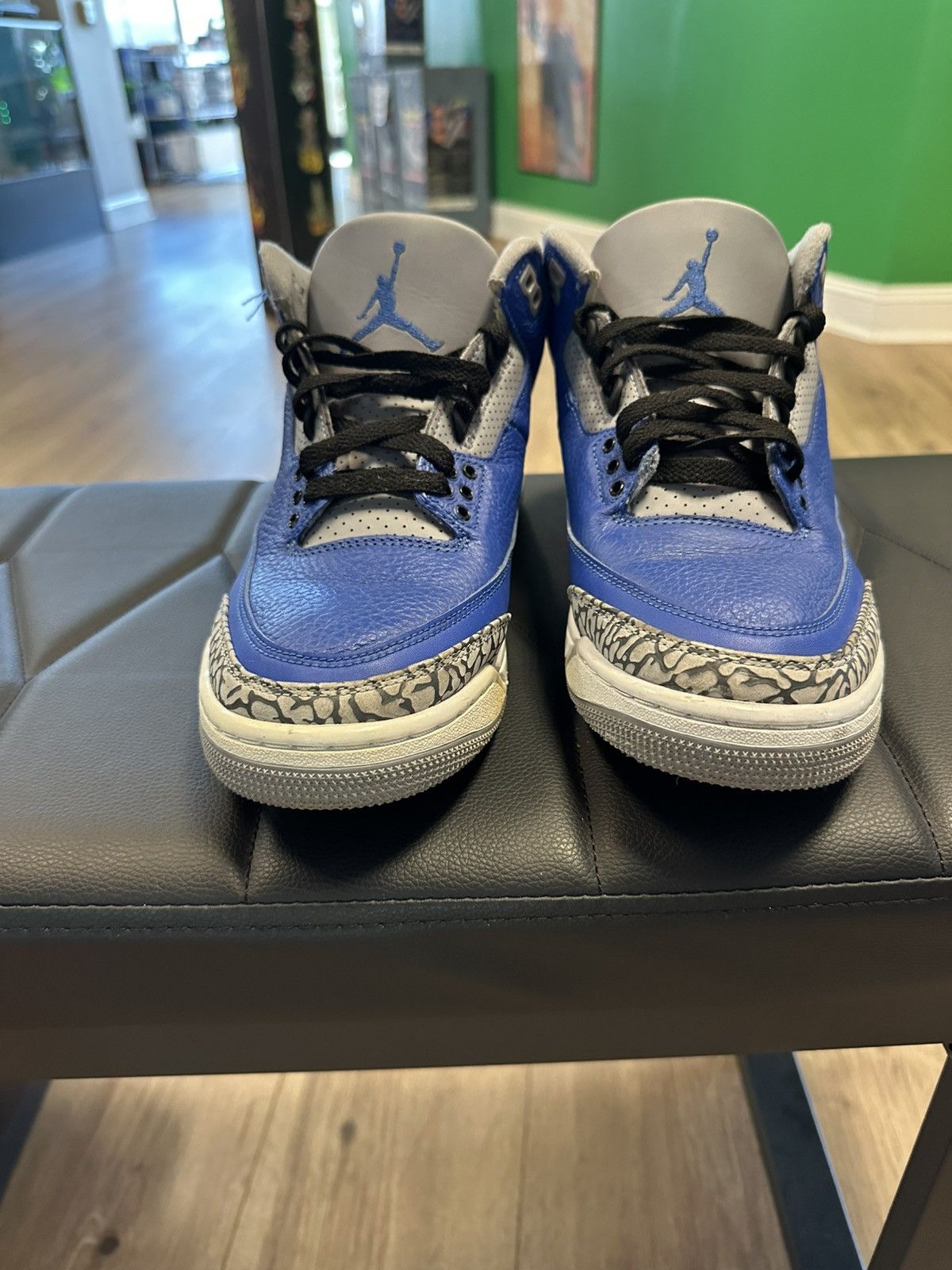 Nike Jordan 3 Retro Varsity Size US 8 / EU 41 - 4 Thumbnail