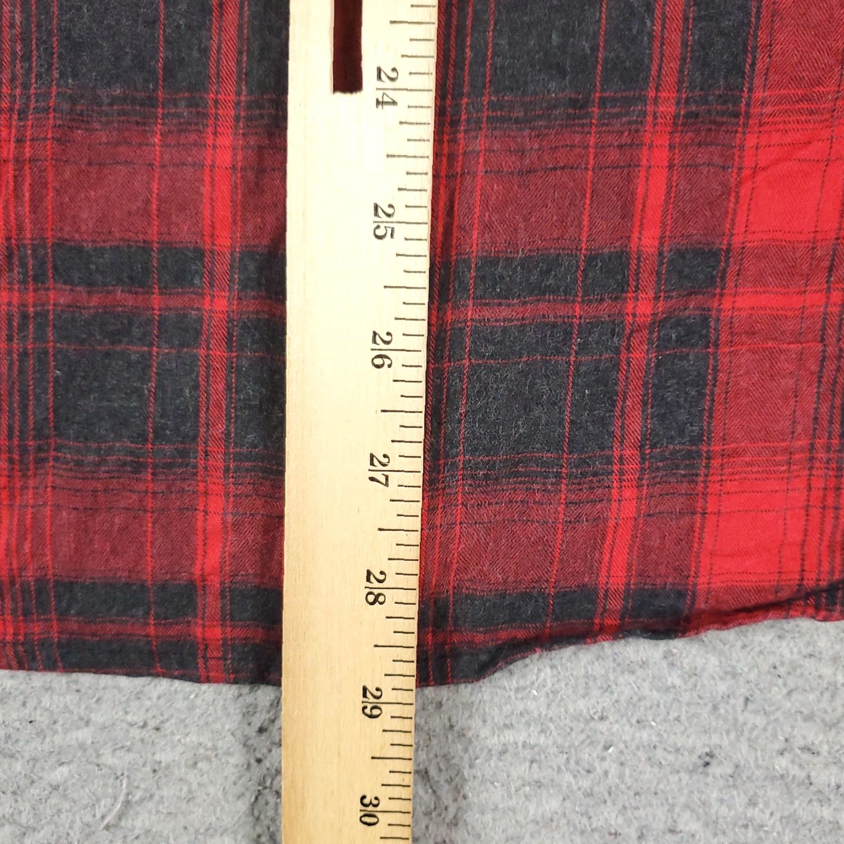 Abercrombie & Fitch Abercrombie & Fitch Shirt Mens Medium Red Plaid Button-Up Long Sleeve Size US M / EU 48-50 / 2 - 4 Thumbnail
