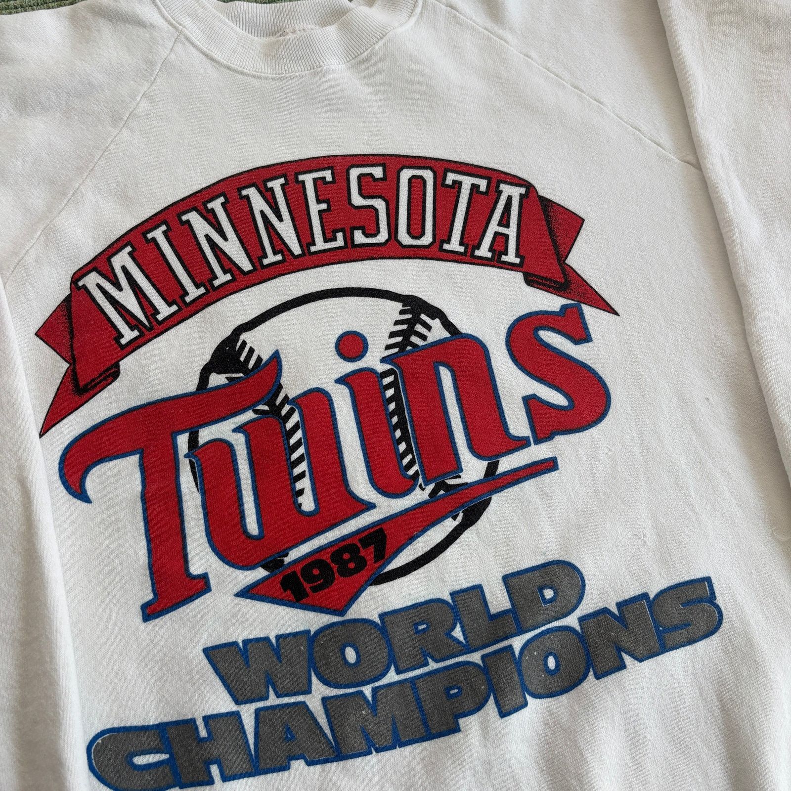 MLB × Vintage Vintage 1987 Minnesota Twins World Champions Sweatshirt Size US XL / EU 56 / 4 - 3 Thumbnail