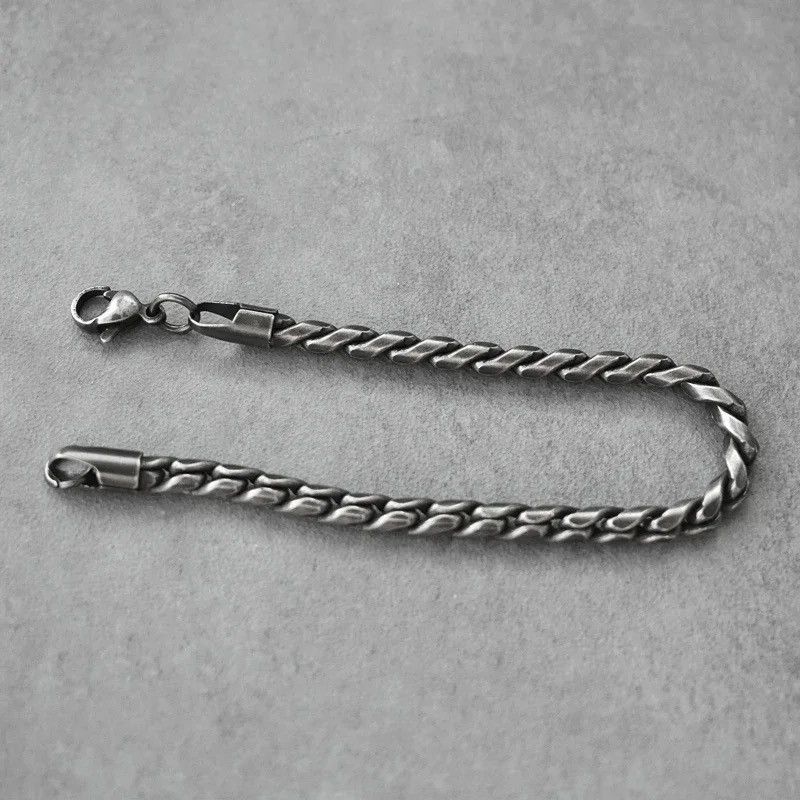 Other Vintage Twist Link Chain Bracelet Size ONE SIZE - 3 Thumbnail