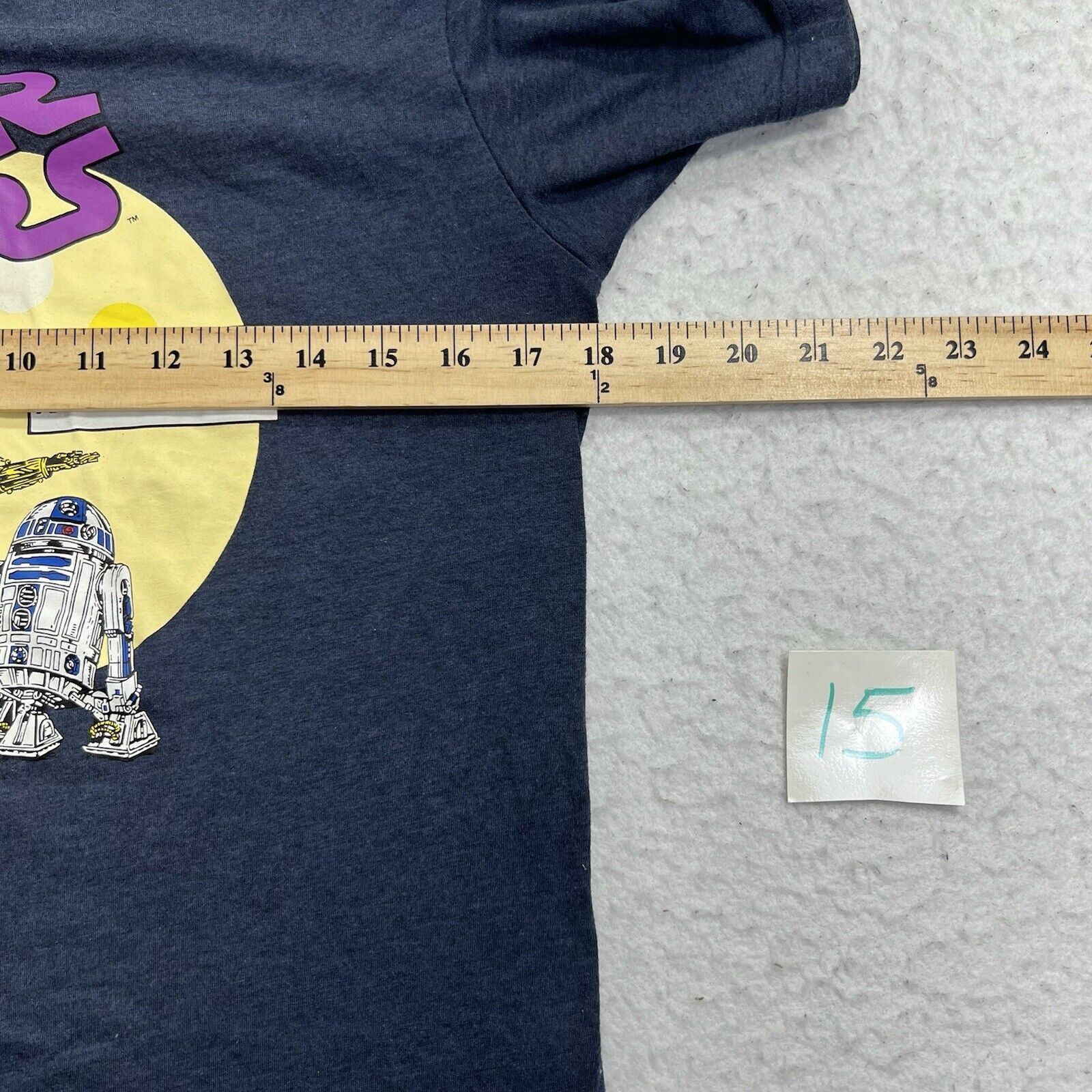 Uniqlo Uniqlo Star Wars Official R2D2 C3PO T-Shirt Size XS Size US XS / EU 42 / 0 - 11 Thumbnail