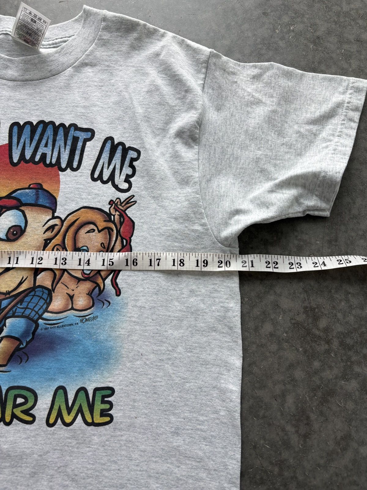 Vintage Funny Vintage 90s “Women Want Me, Fish Fear Me” Graphic Tee Size US L / EU 52-54 / 3 - 5 Thumbnail