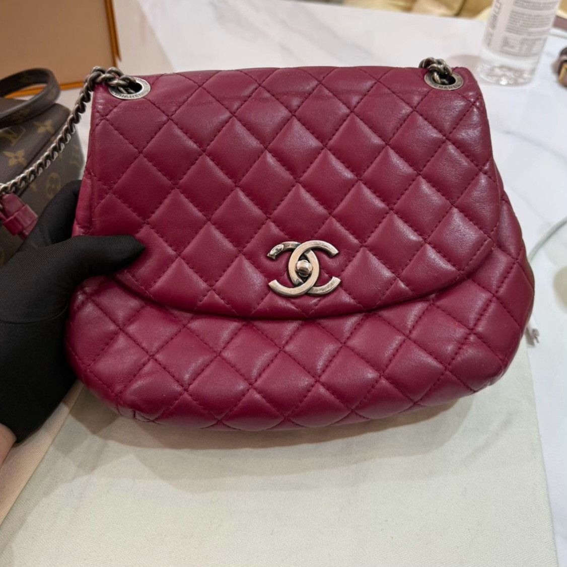 Chanel Pre-loved Bag Very good condition Size ONE SIZE - 1 Thumbnail