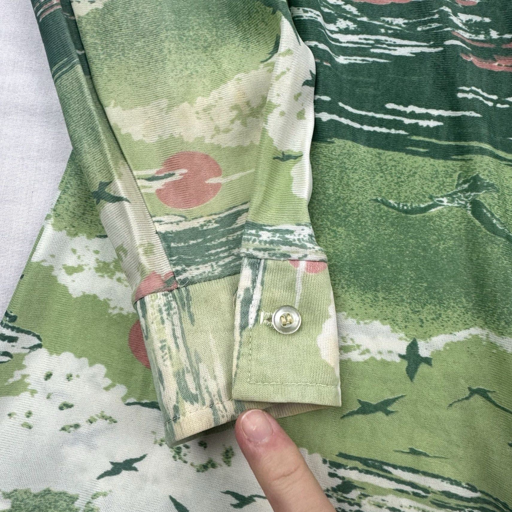 MCM VINTAGE MCM Button-Up Womens Small S Collared 60s 70s Mid Century Modern Rayon Green Long Sleeve Printed Clothing Size S / US 4 / IT 40 - 3 Thumbnail
