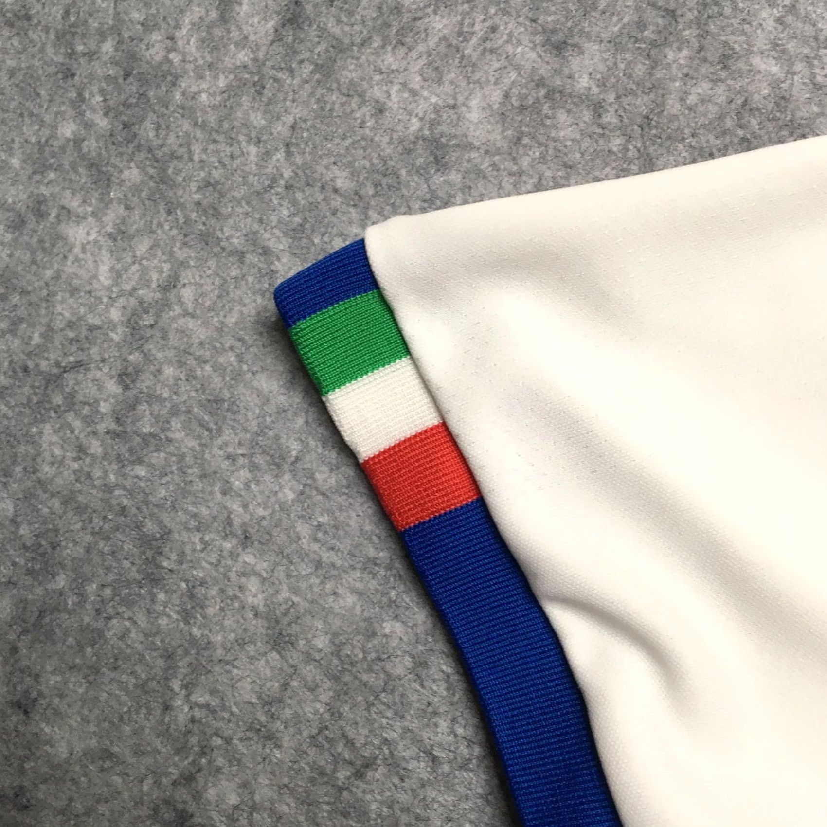 Puma Italy National Team Shirt Mens Small White Puma DryCell Soccer Jersey FIGC Euro White Crew Neck Short Sleeve Polyester Spandex Vintage: No Mens Size US S / EU 44-46 / 1 - 7 Thumbnail
