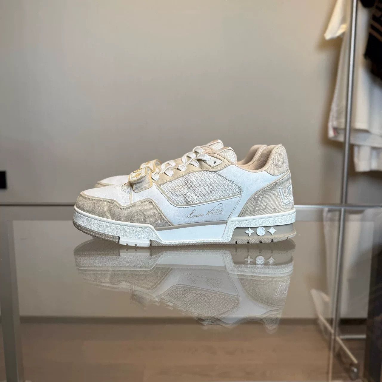 Louis Vuitton Louis Vuitton Trainer Sneakers Size US 8.5 / EU 41-42 - 3 Thumbnail