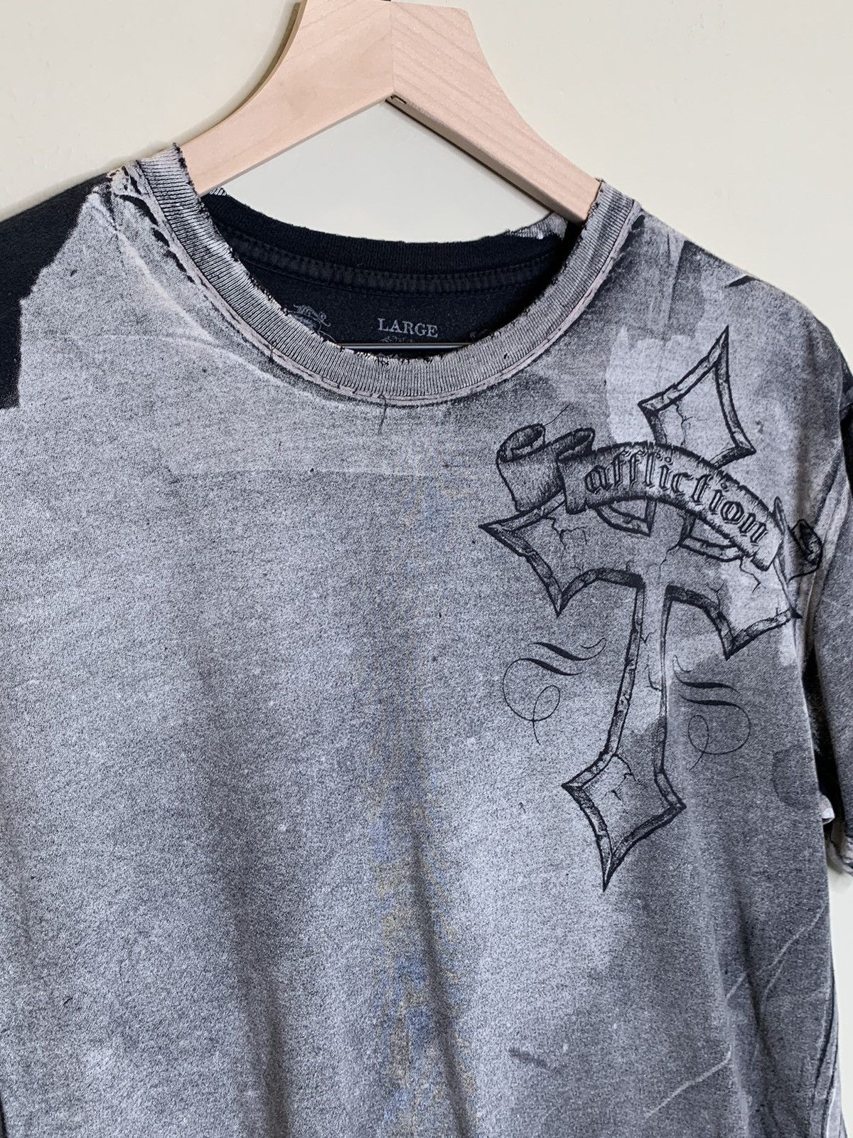 Affliction × Vintage *RARE* Vintage Affliction USA-Made Distressed Faded T-Shirt Size US L / EU 52-54 / 3 - 3 Thumbnail