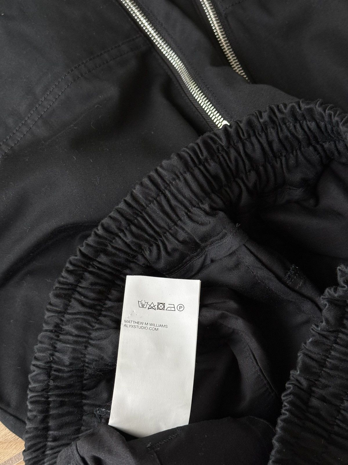 1017 ALYX 9SM 1017 ALYX 9SM Zip-Detail Trousers Size US 33 - 6 Thumbnail