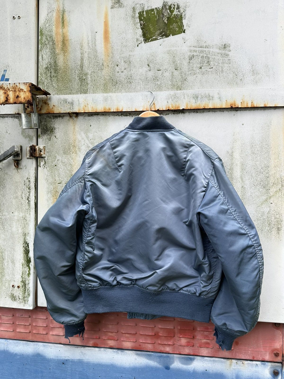 Vintage 🪖Vintage THRASHED MFG USAF Bomber Jacket Size US M / EU 48-50 / 2 - 8 Thumbnail