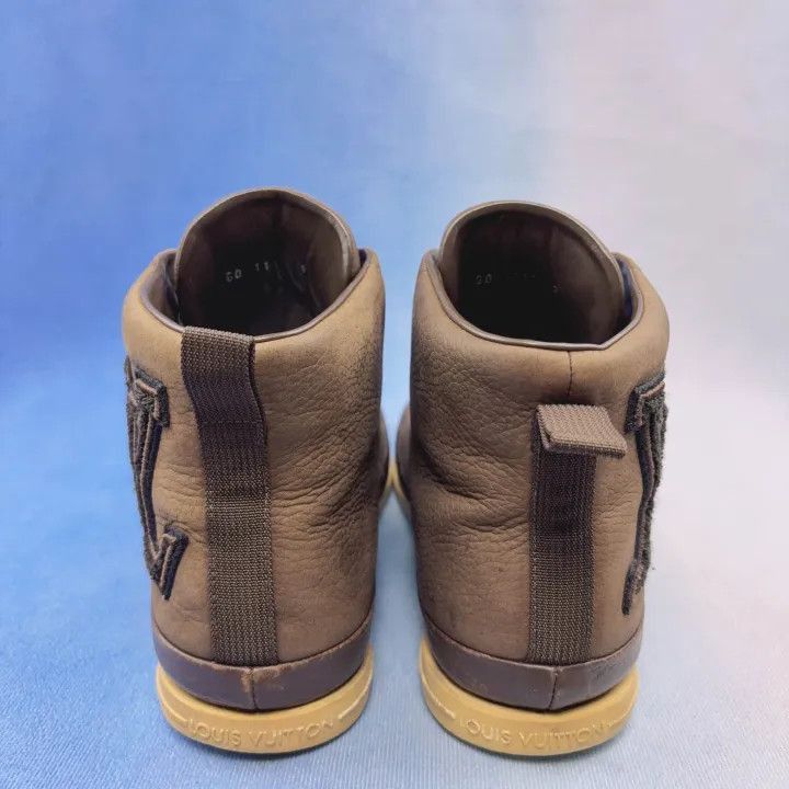 Louis Vuitton Louis Vuitton Brown High-Top Sneakers for Men -2508 Size US 9.5 / EU 42-43 - 2 Thumbnail